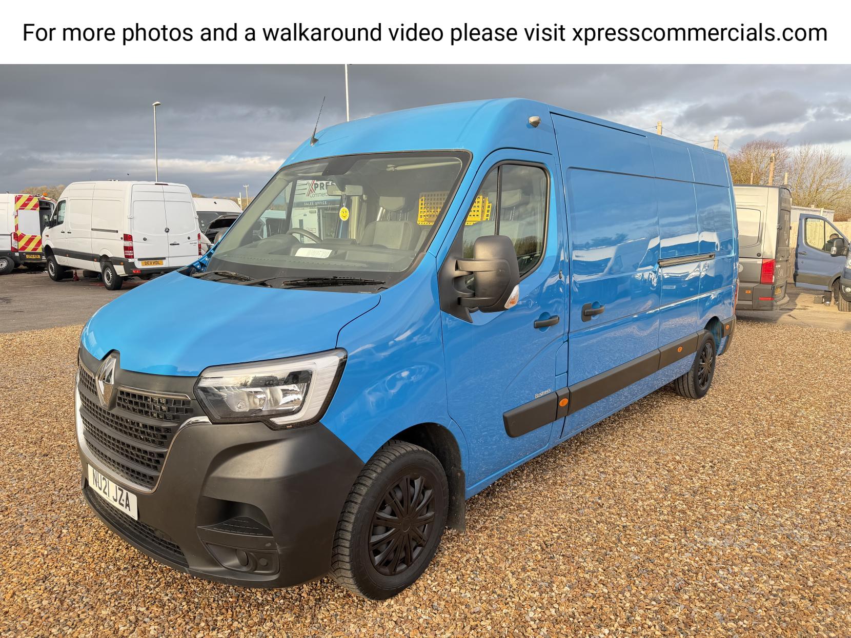 Renault Master 2.3 dCi ENERGY 35 Business Panel Van 4dr Diesel Manual FWD LWB Medium Roof Euro 6 (s/s) (150 bhp)