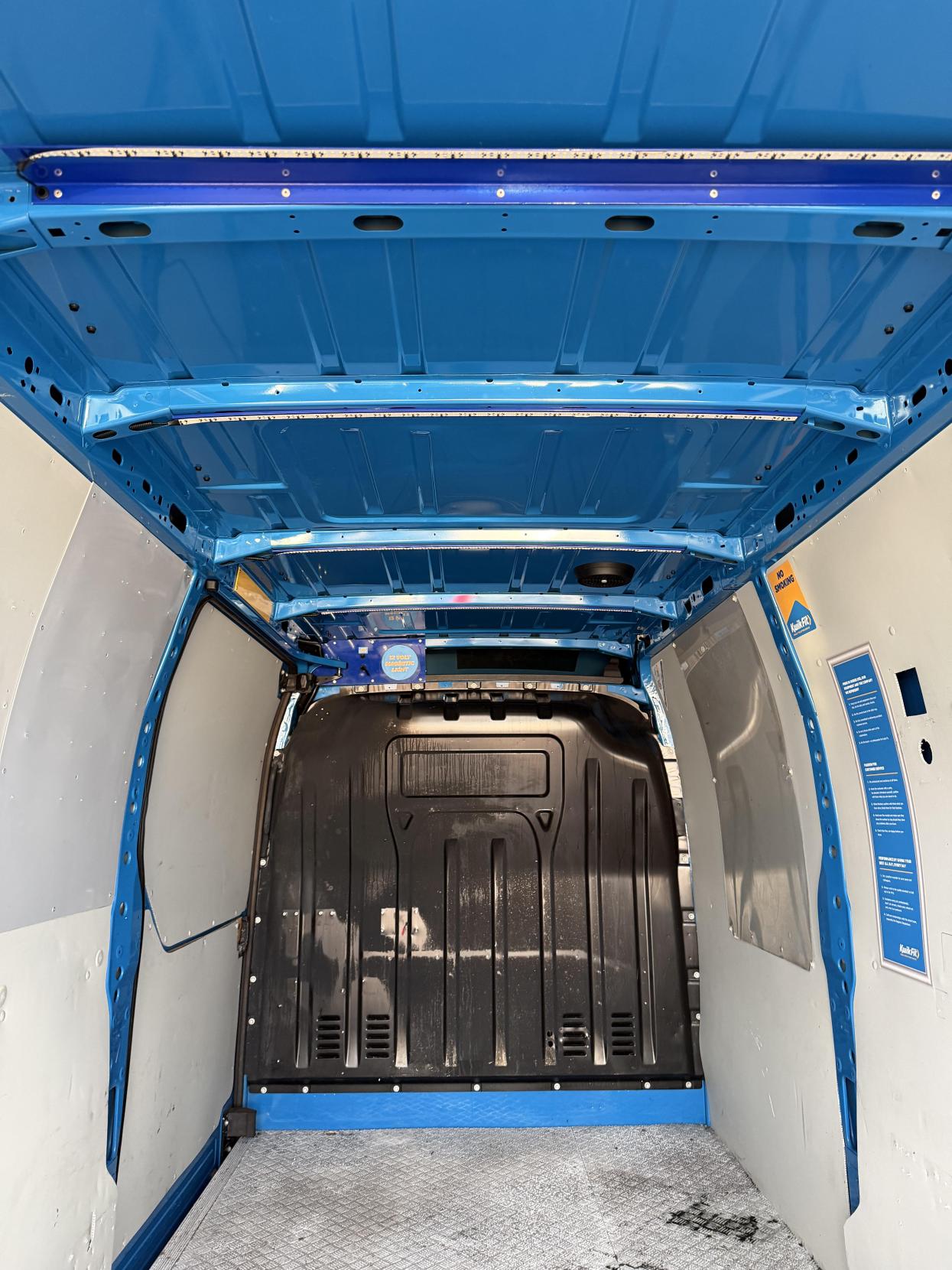 Renault Master 2.3 dCi ENERGY 35 Business Panel Van 4dr Diesel Manual FWD LWB Medium Roof Euro 6 (s/s) (150 bhp)