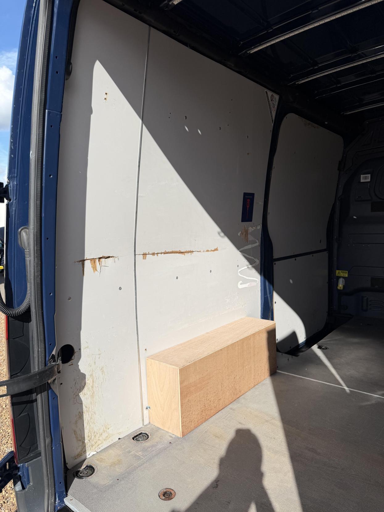 2020 Mercedes-Benz Sprinter 2.1 316 CDI Progressive Panel Van 5dr Diesel Manual RWD L2 H2 Euro 6 (s/s) (163 ps) - Thumbnail 41