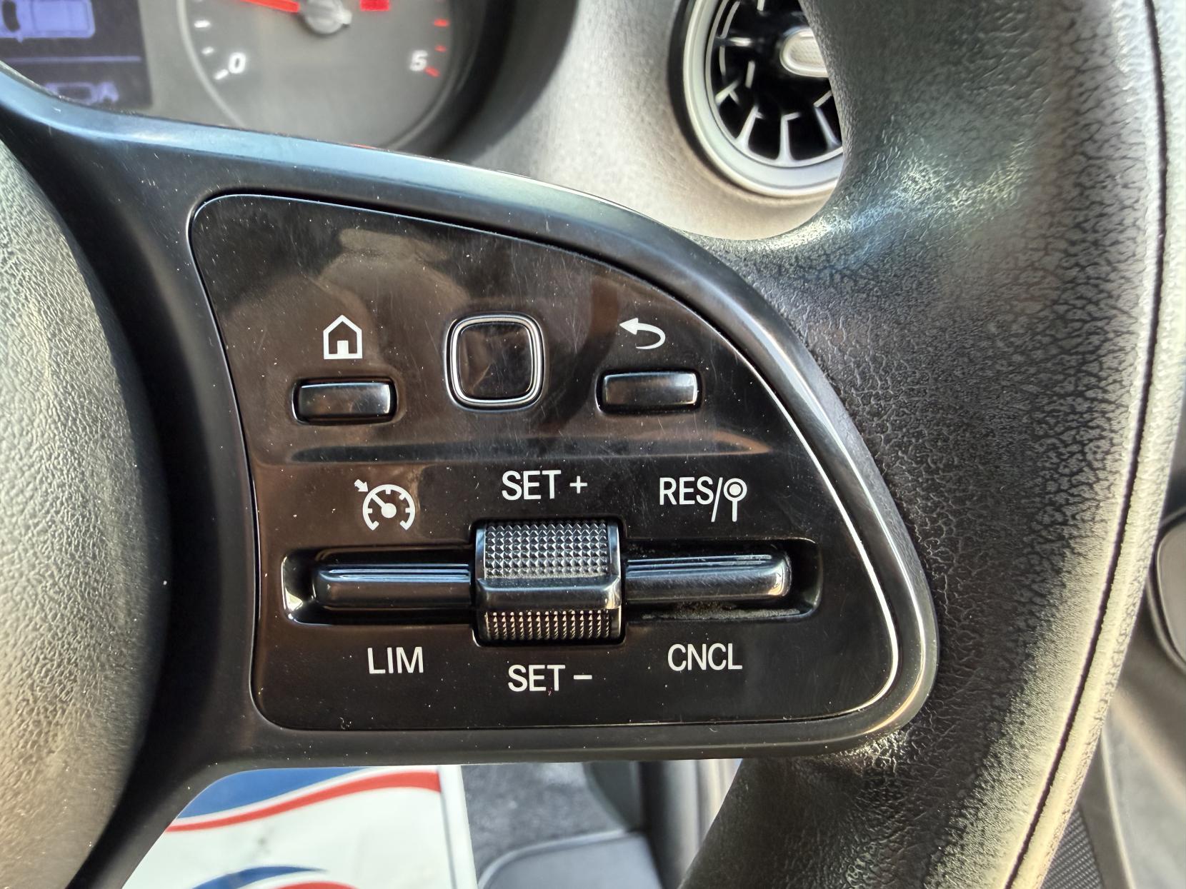 2020 Mercedes-Benz Sprinter 2.1 316 CDI Progressive Panel Van 5dr Diesel Manual RWD L2 H2 Euro 6 (s/s) (163 ps) - Thumbnail 19