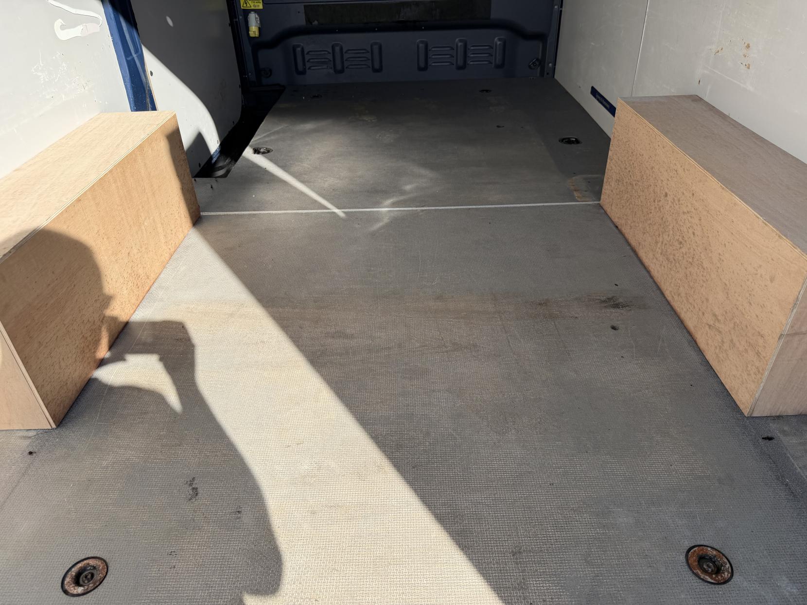2020 Mercedes-Benz Sprinter 2.1 316 CDI Progressive Panel Van 5dr Diesel Manual RWD L2 H2 Euro 6 (s/s) (163 ps) - Thumbnail 43