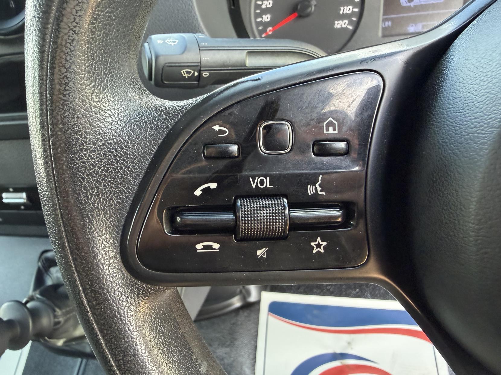 2020 Mercedes-Benz Sprinter 2.1 316 CDI Progressive Panel Van 5dr Diesel Manual RWD L2 H2 Euro 6 (s/s) (163 ps) - Thumbnail 17