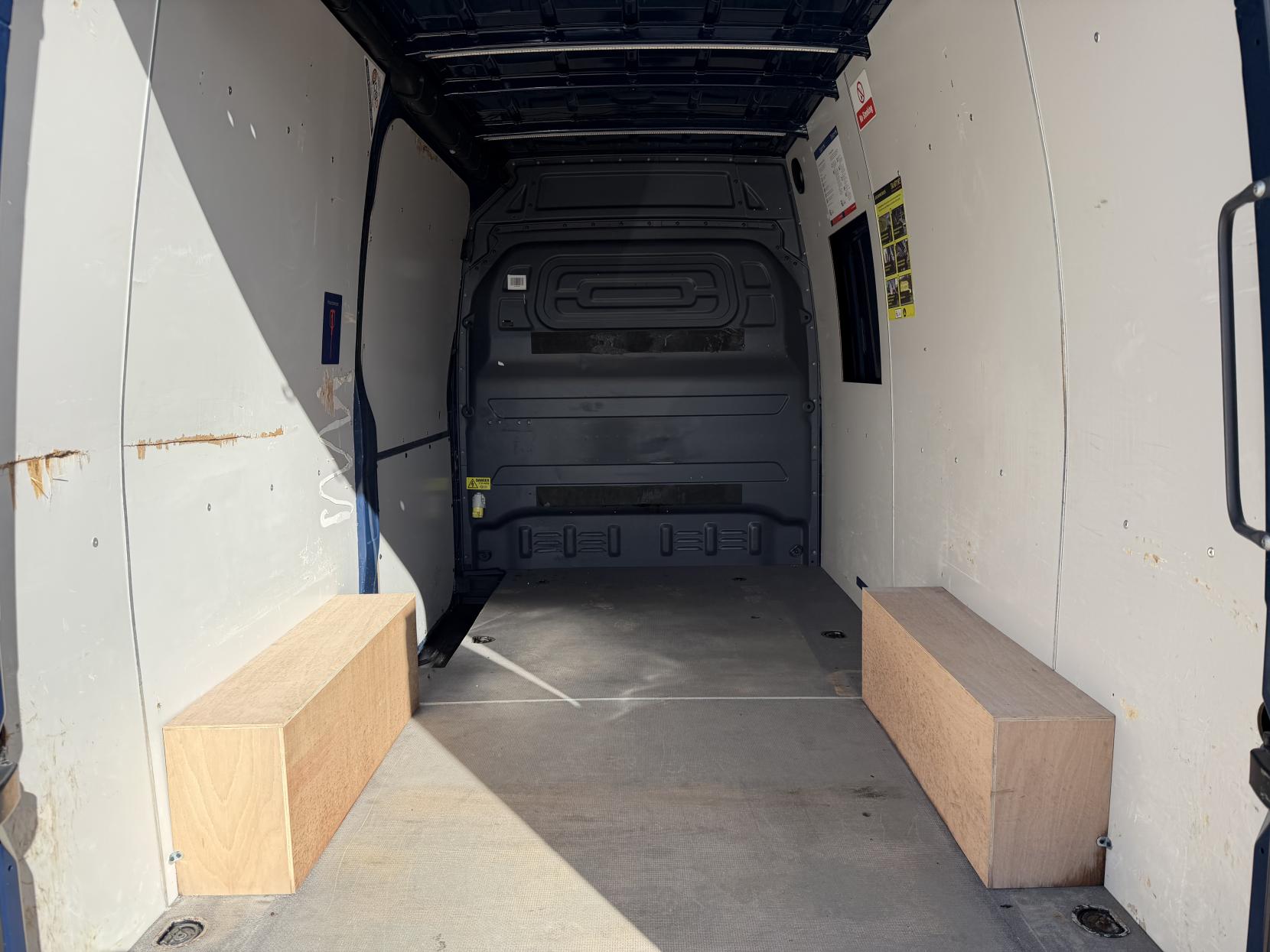 2020 Mercedes-Benz Sprinter 2.1 316 CDI Progressive Panel Van 5dr Diesel Manual RWD L2 H2 Euro 6 (s/s) (163 ps) - Thumbnail 40