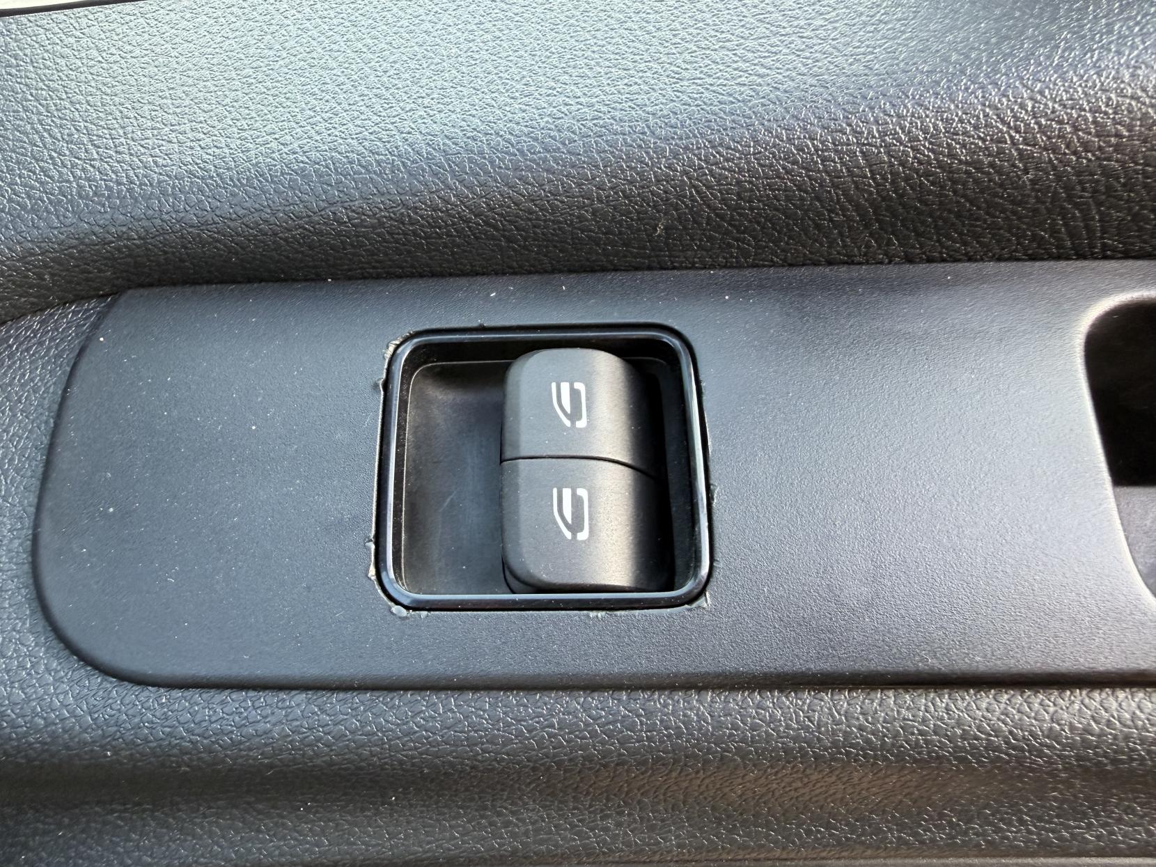 2020 Mercedes-Benz Sprinter 2.1 316 CDI Progressive Panel Van 5dr Diesel Manual RWD L2 H2 Euro 6 (s/s) (163 ps) - Thumbnail 26