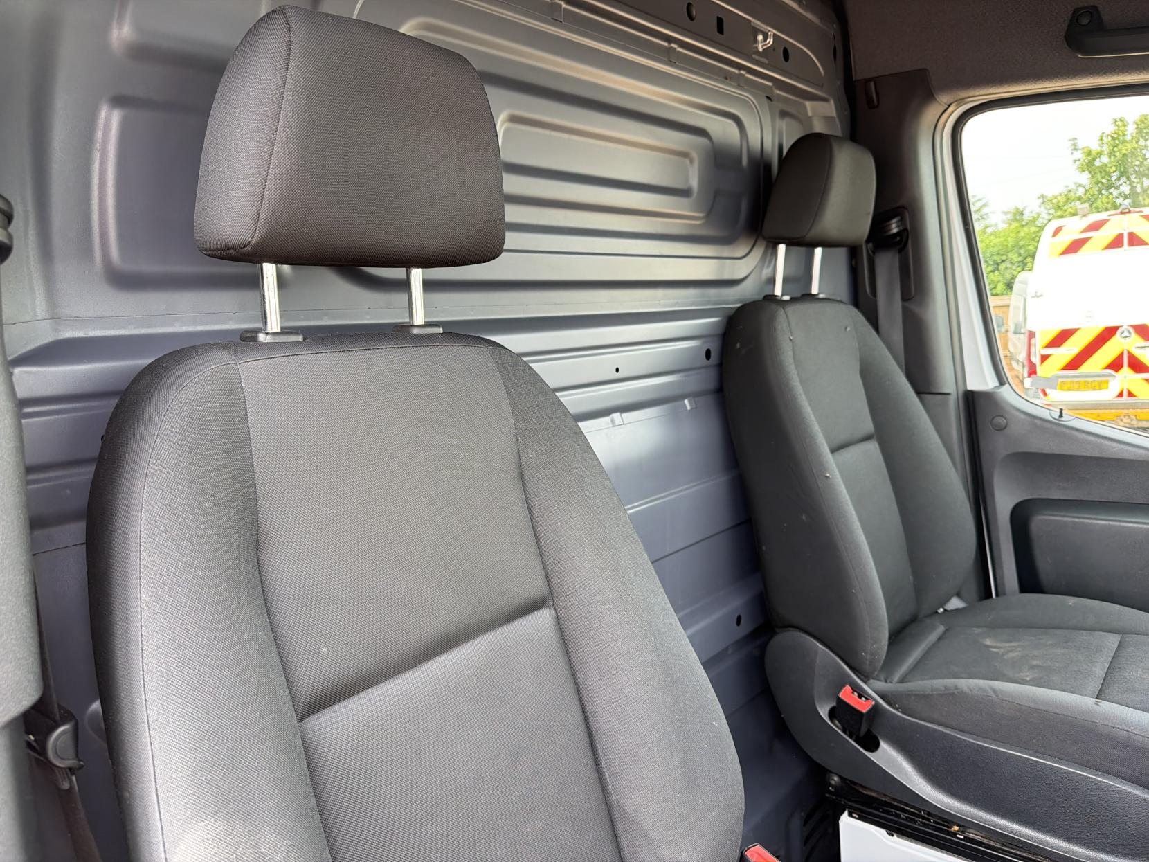2019 Mercedes-Benz Sprinter 2.1 311 CDI Panel Van 5dr Diesel Manual RWD L3 H2 Euro 6 (114 ps) - Thumbnail 14