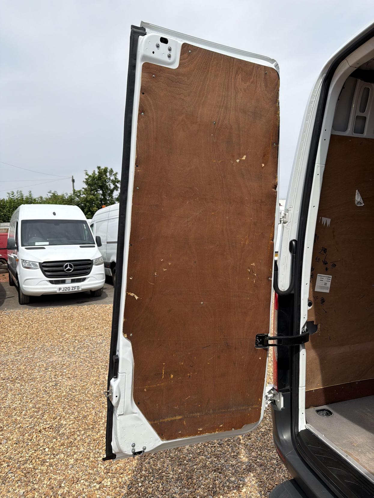 2019 Mercedes-Benz Sprinter 2.1 311 CDI Panel Van 5dr Diesel Manual RWD L3 H2 Euro 6 (114 ps) - Thumbnail 27