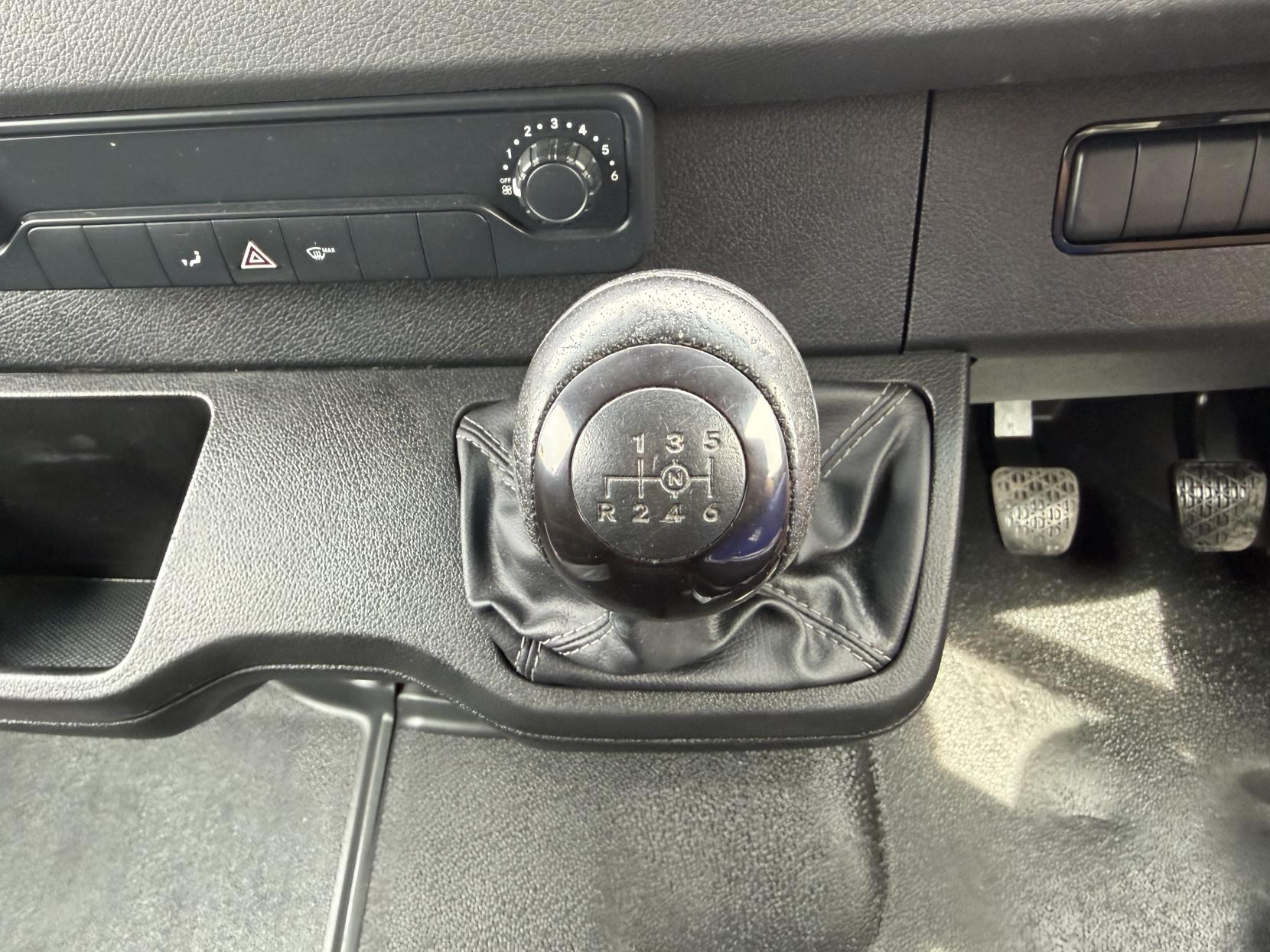 2019 Mercedes-Benz Sprinter 2.1 311 CDI Panel Van 5dr Diesel Manual RWD L3 H2 Euro 6 (114 ps) - Thumbnail 42