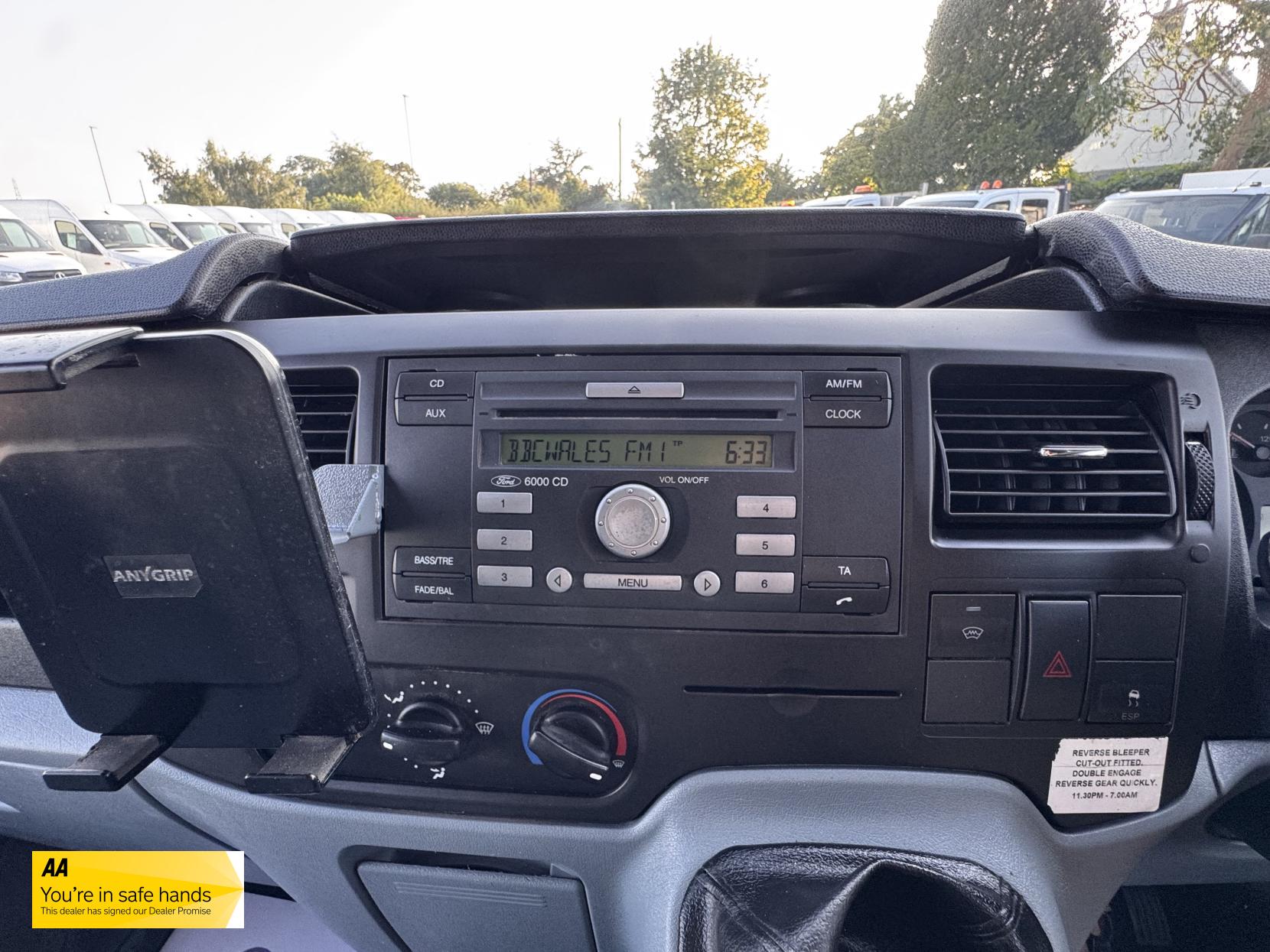 Ford Transit 2.2 TDCi 350 Panel Van 3dr Diesel Manual FWD L2 H3 (209 g/km, 123 bhp)