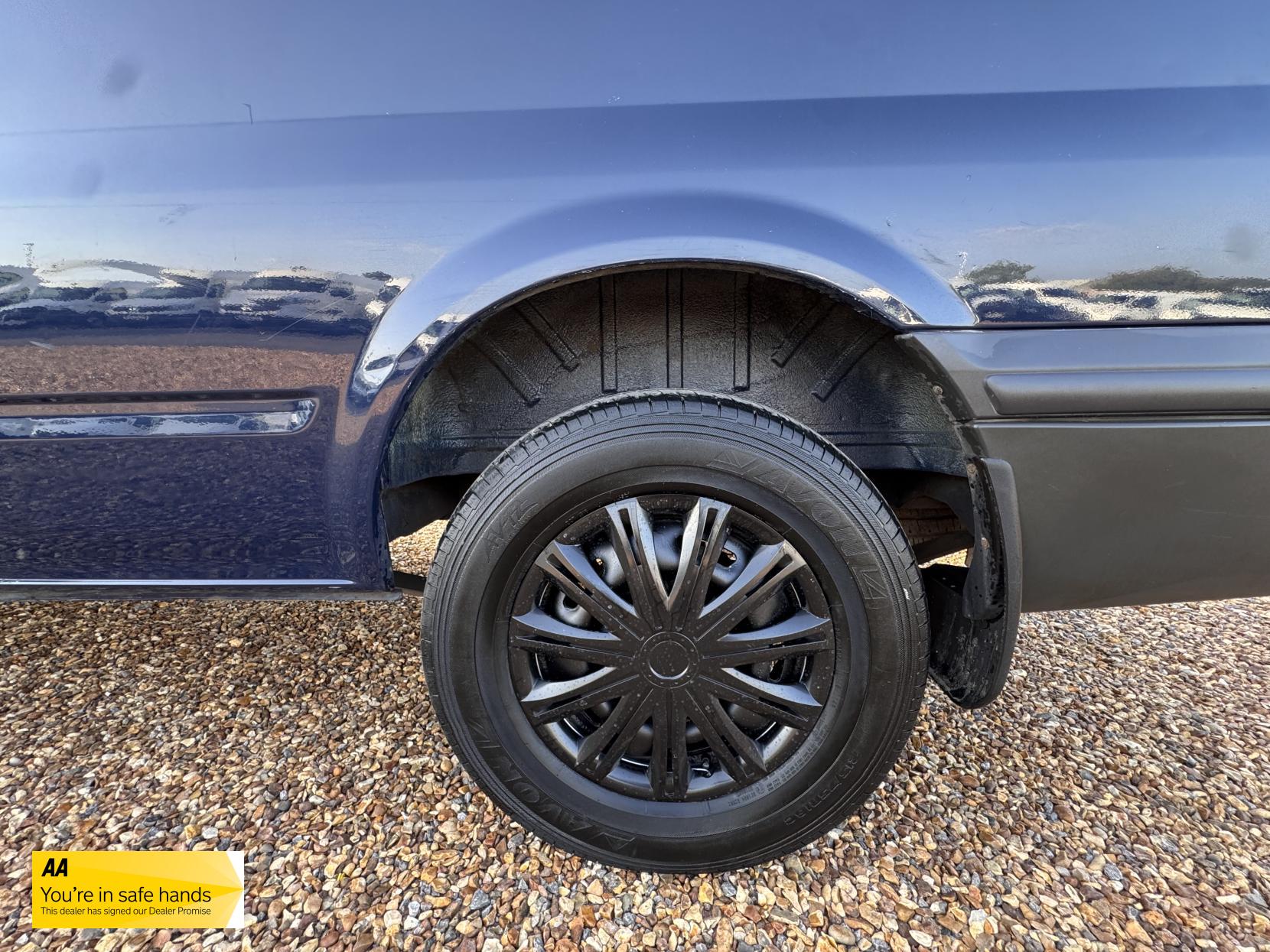 Ford Transit 2.2 TDCi 350 Panel Van 3dr Diesel Manual FWD L2 H3 (209 g/km, 123 bhp)