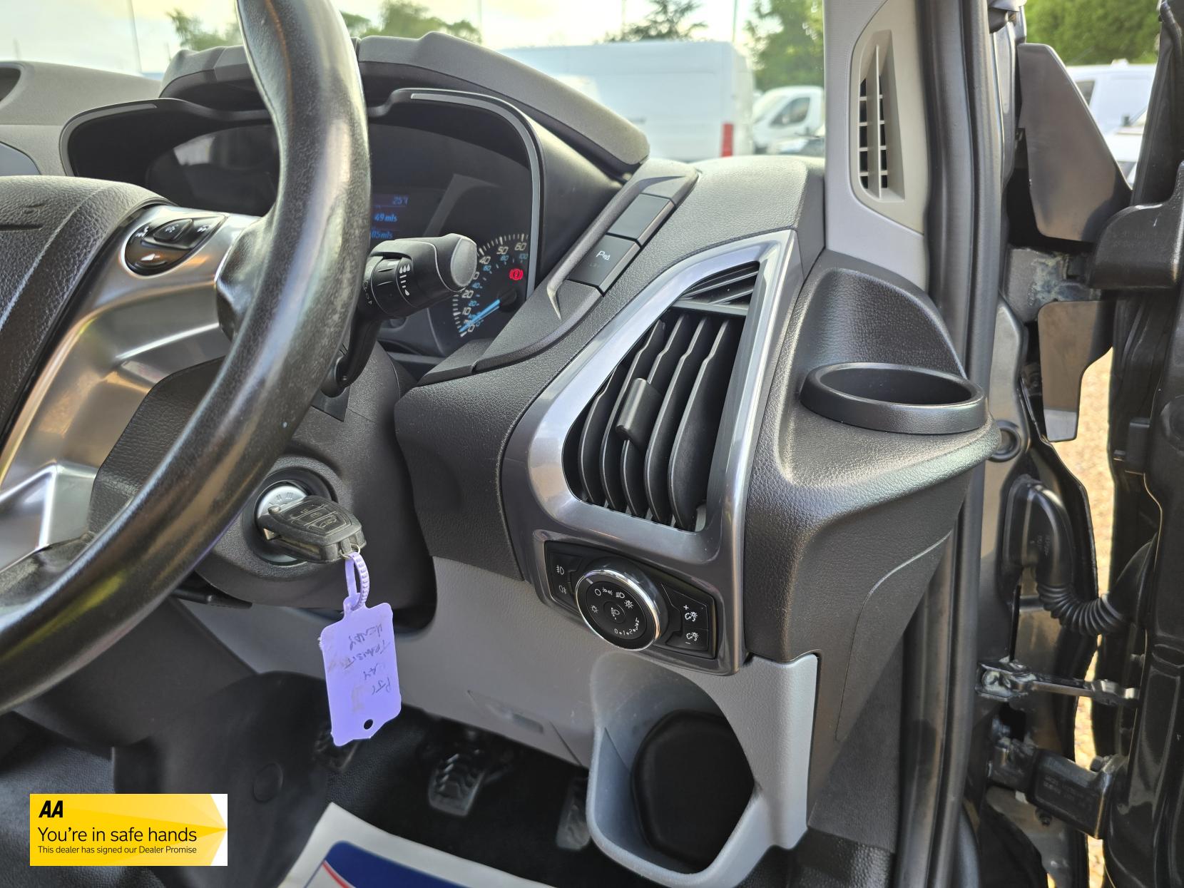Ford Transit Custom 2.0 TDCi 290 Limited Panel Van 5dr Diesel Manual L2 H2 (170 g/km, 128 bhp)