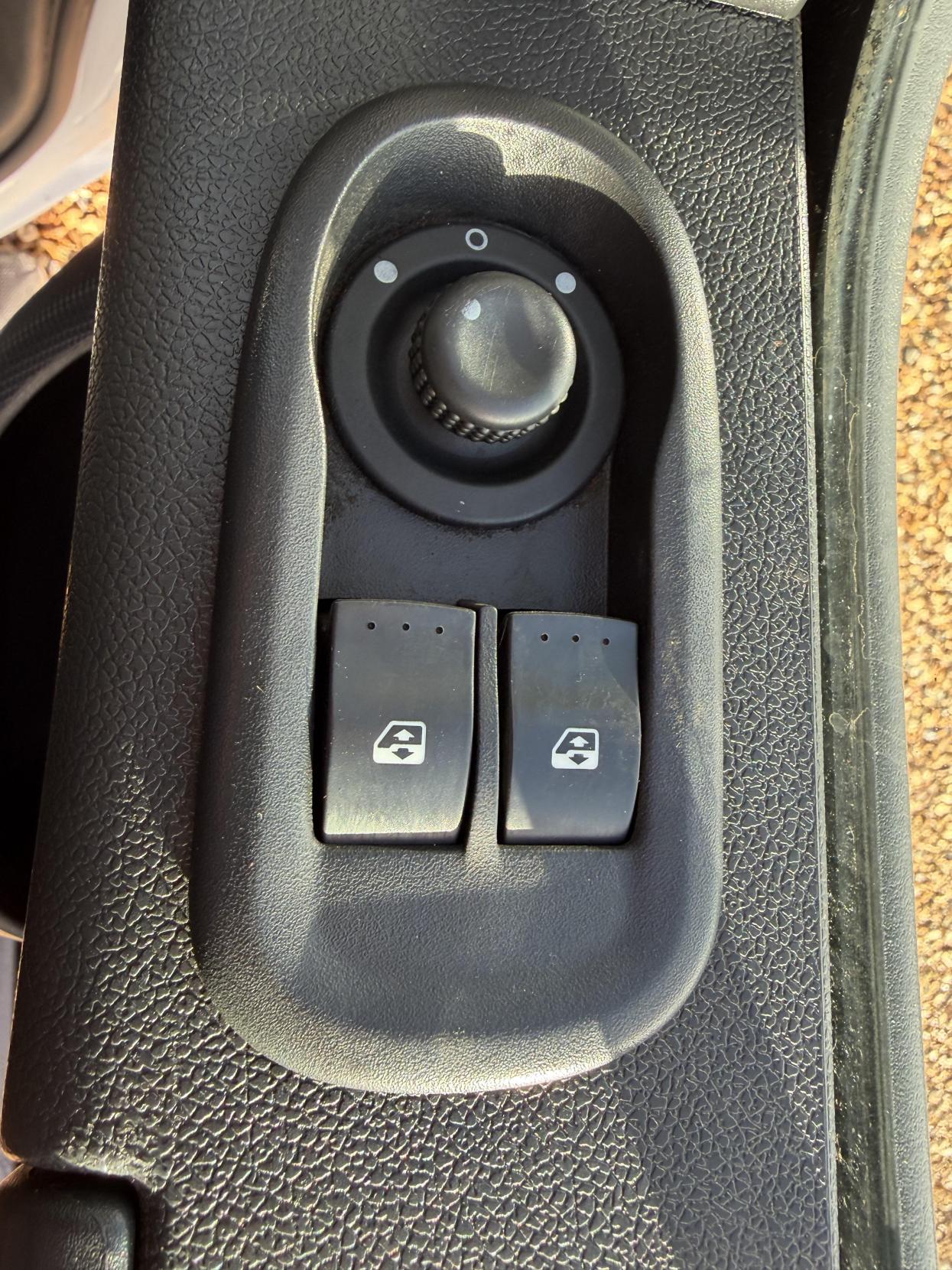 Vauxhall Movano 2.3 CDTi 3500 Panel Van 5dr Diesel Manual FWD L2 H2 Euro 6 (130 ps)