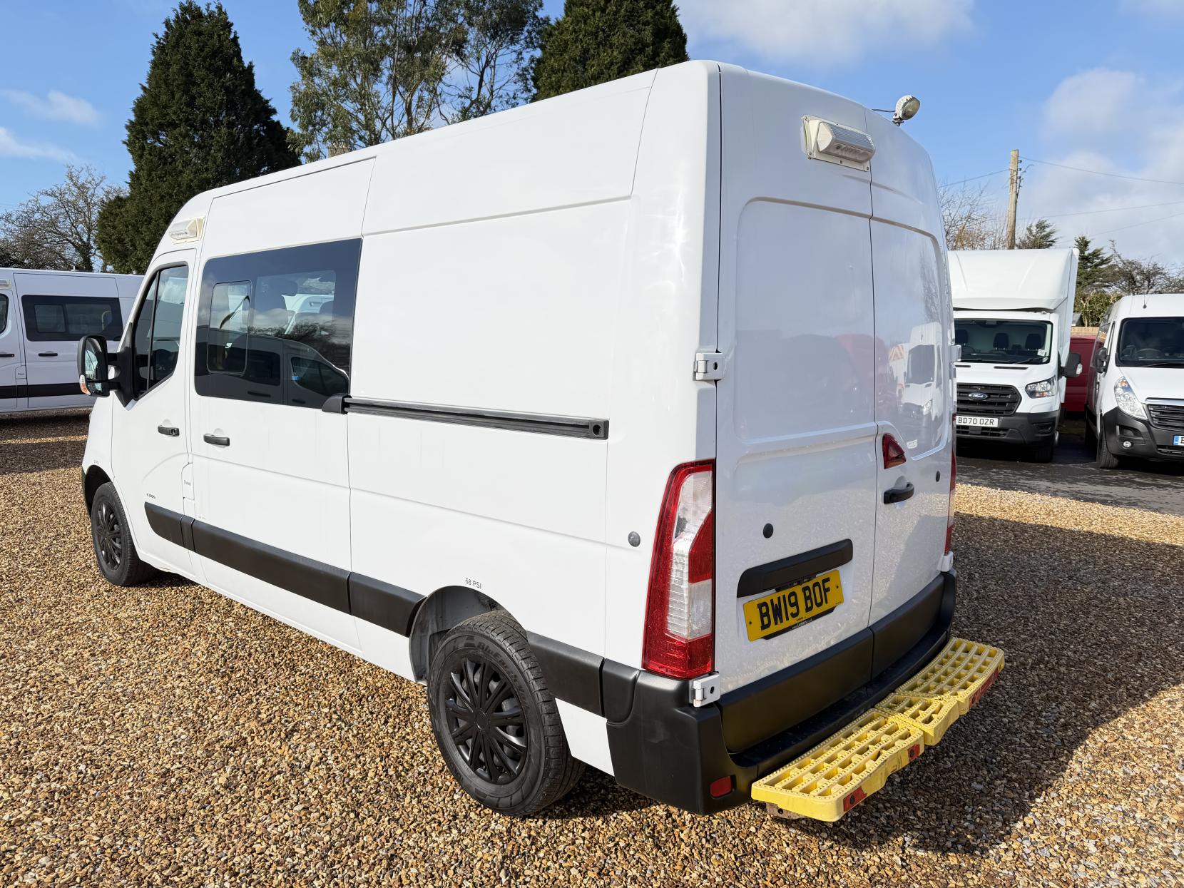 Vauxhall Movano 2.3 CDTi 3500 Panel Van 5dr Diesel Manual FWD L2 H2 Euro 6 (130 ps)