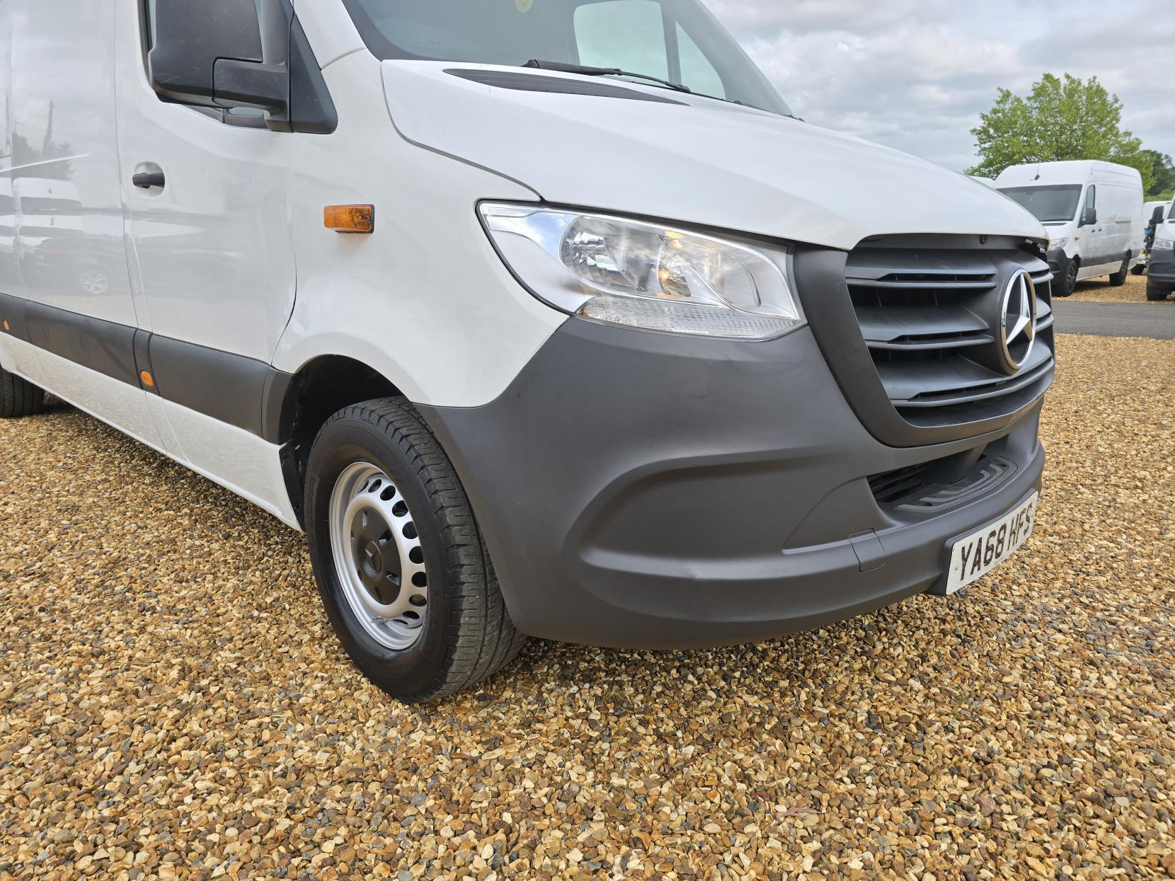Mercedes-Benz Sprinter 2.1 311 CDI Panel Van 5dr Diesel Manual RWD L3 H2 Euro 6 (114 ps)