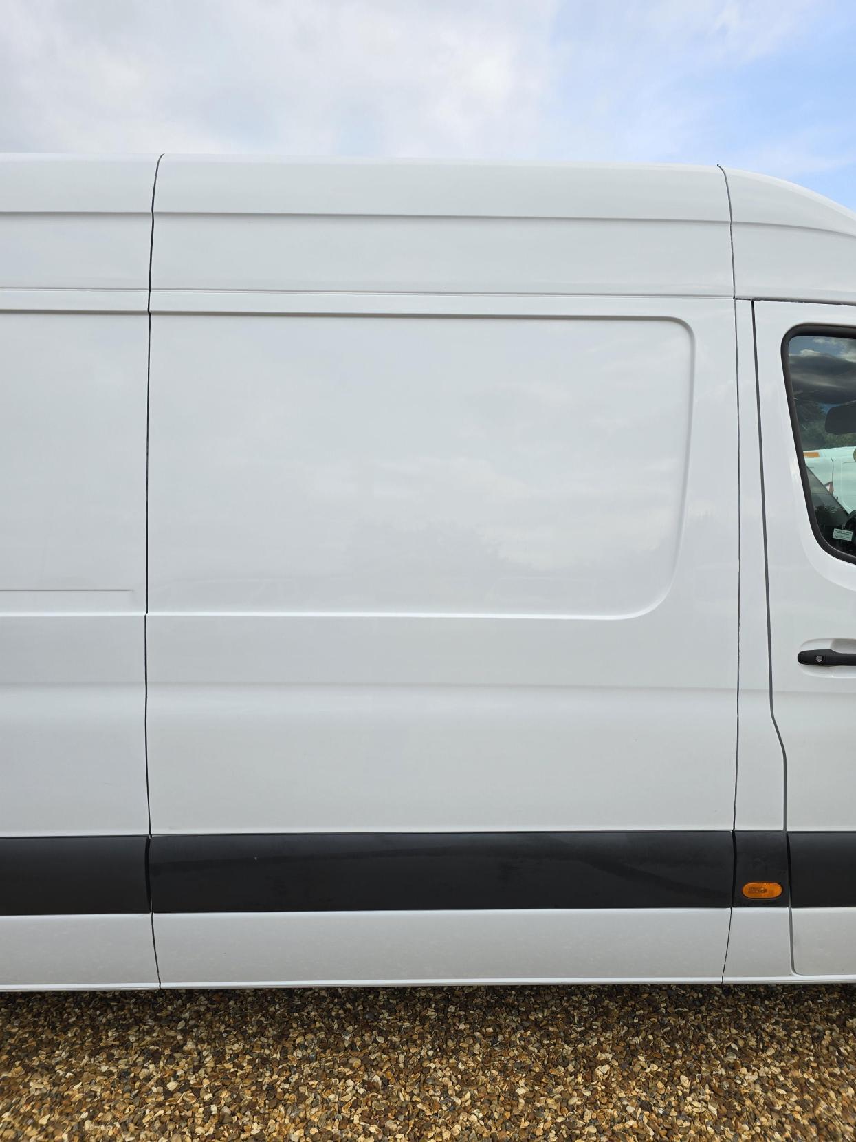Mercedes-Benz Sprinter 2.1 311 CDI Panel Van 5dr Diesel Manual RWD L3 H2 Euro 6 (114 ps)