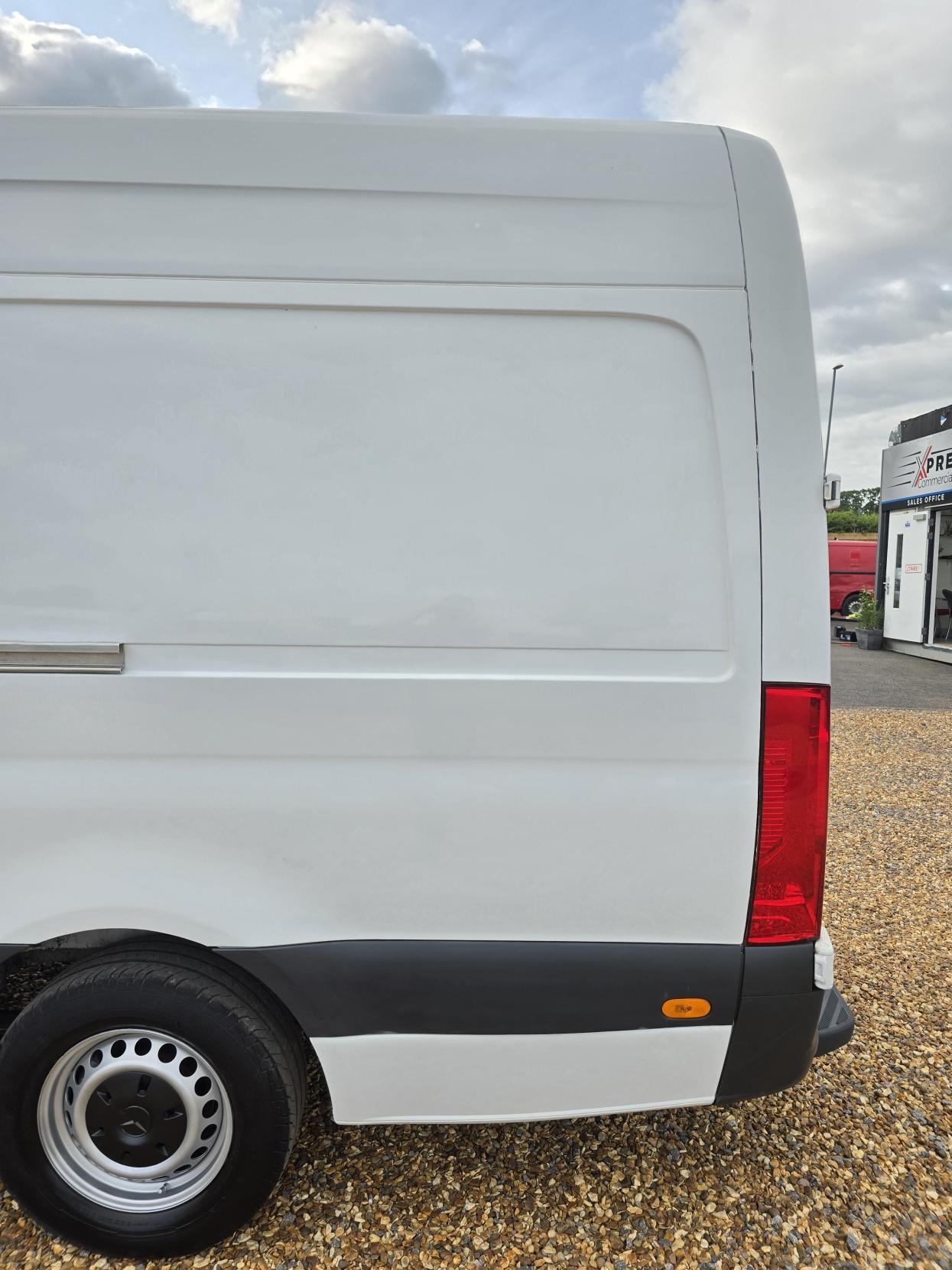Mercedes-Benz Sprinter 2.1 311 CDI Panel Van 5dr Diesel Manual RWD L3 H2 Euro 6 (114 ps)