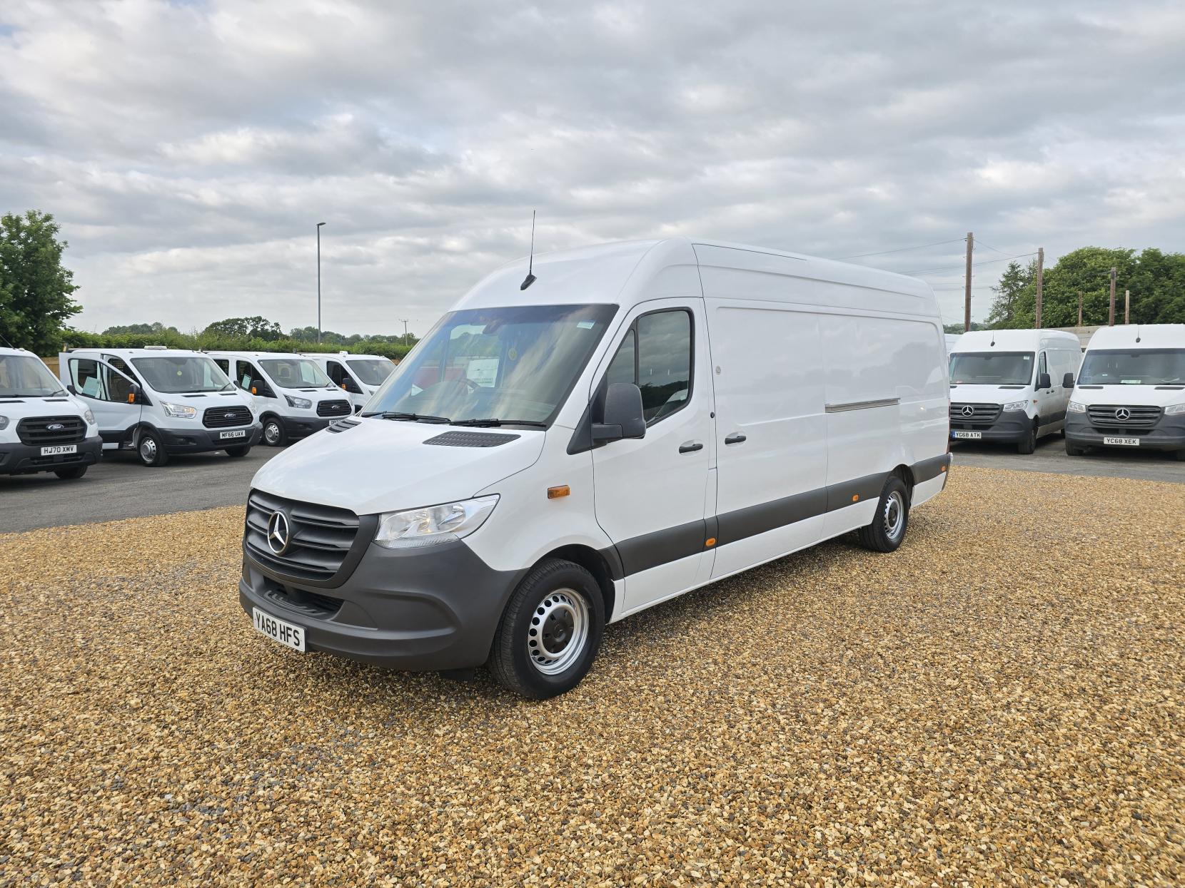 Mercedes-Benz Sprinter 2.1 311 CDI Panel Van 5dr Diesel Manual RWD L3 H2 Euro 6 (114 ps)