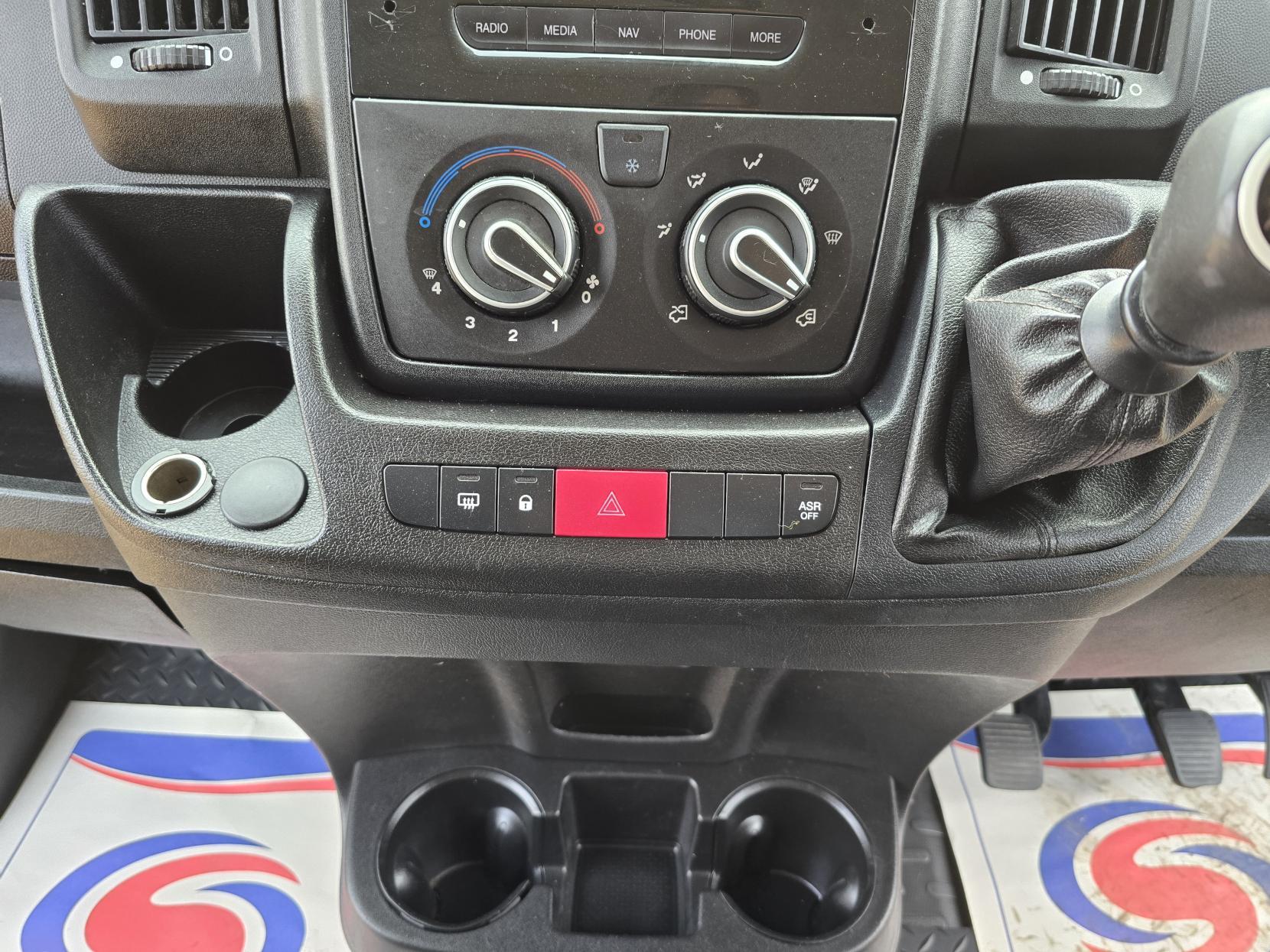 Peugeot Boxer 2.0 BlueHDi 435 Professional Panel Van 5dr Diesel Manual L4 H2 Euro 6 (130 ps)