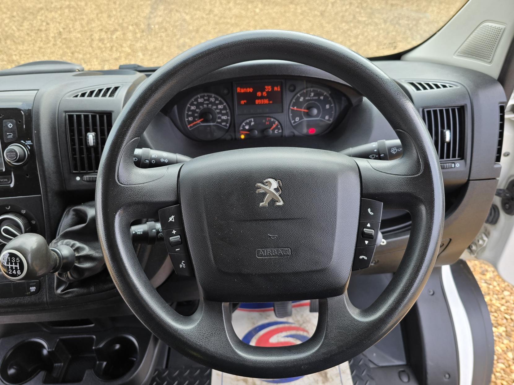 Peugeot Boxer 2.0 BlueHDi 435 Professional Panel Van 5dr Diesel Manual L4 H2 Euro 6 (130 ps)
