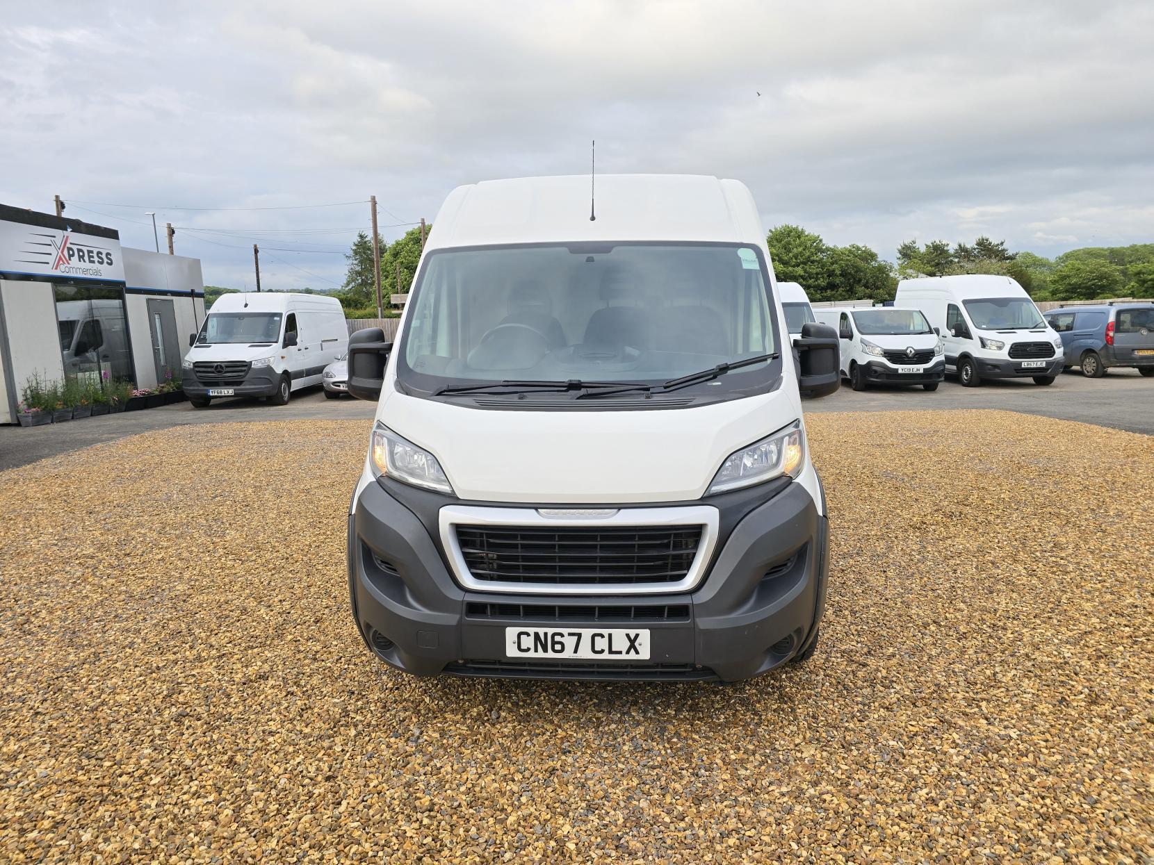 Peugeot Boxer 2.0 BlueHDi 435 Professional Panel Van 5dr Diesel Manual L4 H2 Euro 6 (130 ps)