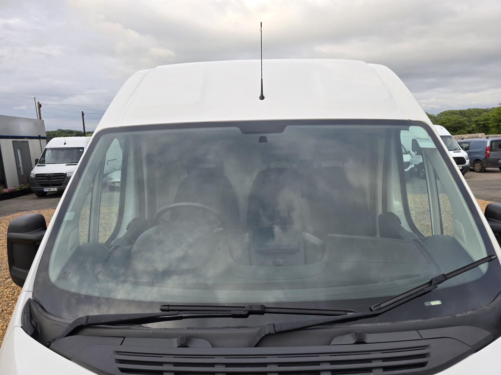 Peugeot Boxer 2.0 BlueHDi 435 Professional Panel Van 5dr Diesel Manual L4 H2 Euro 6 (130 ps)