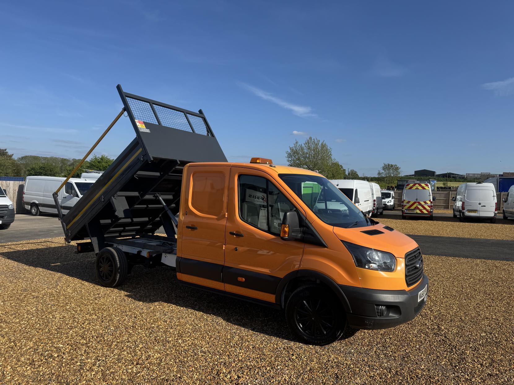 Ford Transit 2.0 350 EcoBlue Chassis Double Cab 4dr Diesel Manual RWD L3 H1 Euro 6 (DRW) (130 ps)