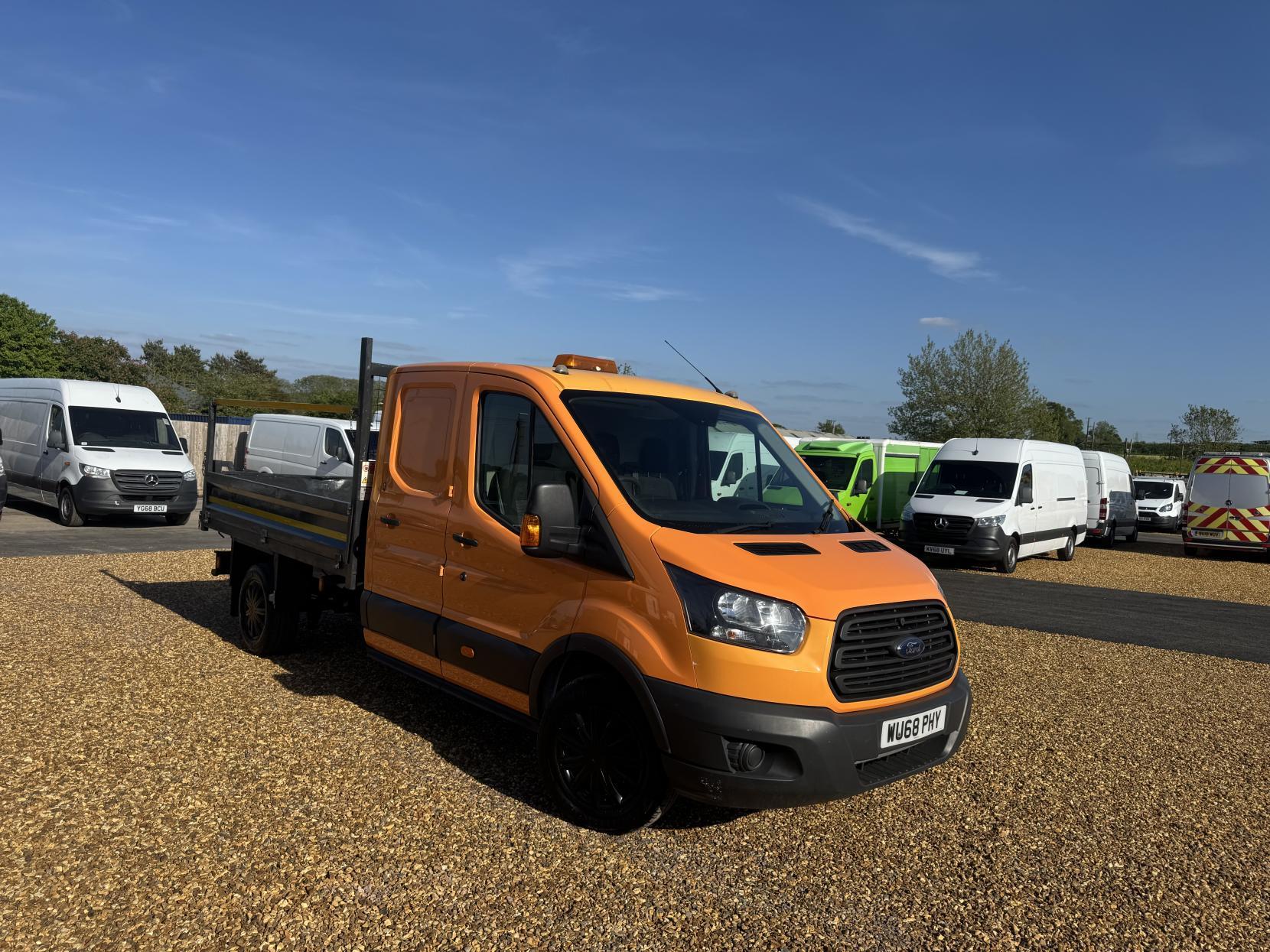 Ford Transit 2.0 350 EcoBlue Chassis Double Cab 4dr Diesel Manual RWD L3 H1 Euro 6 (DRW) (130 ps)