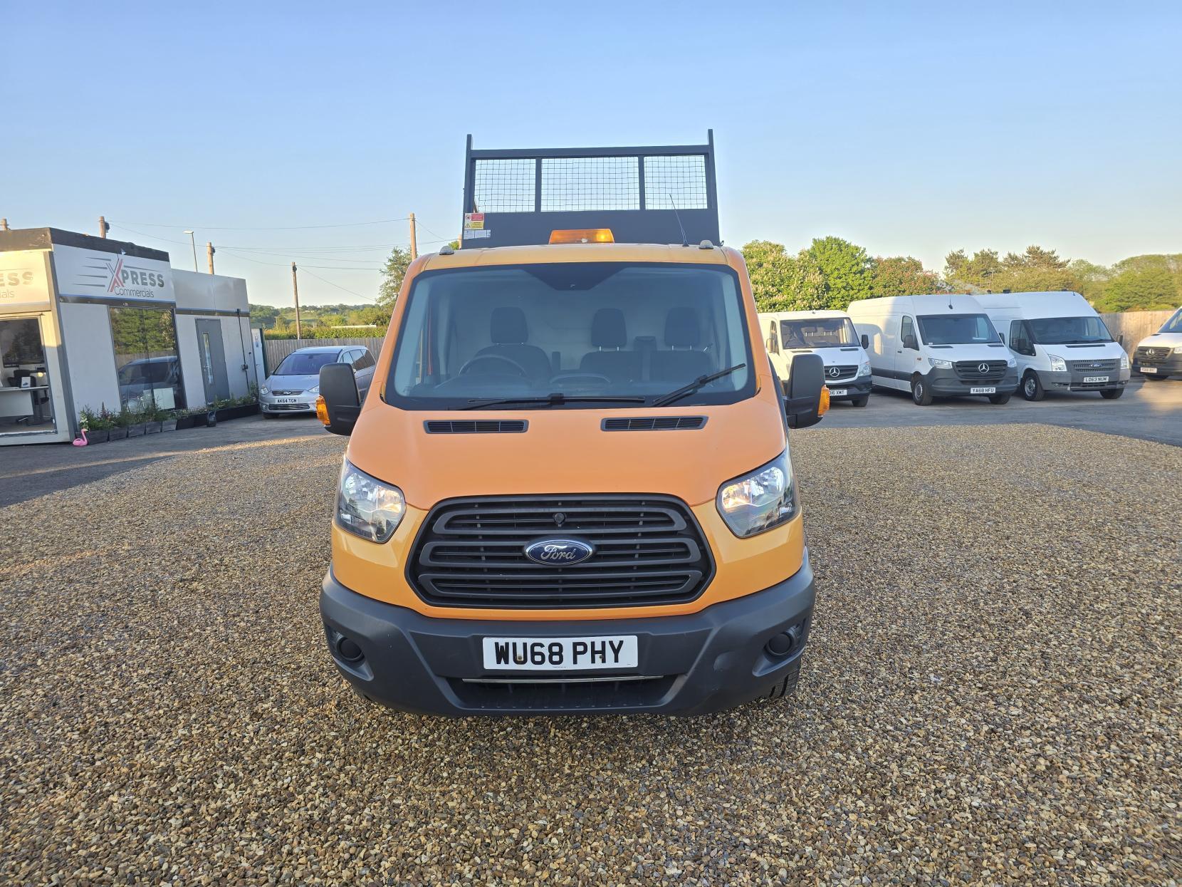 Ford Transit 2.0 350 EcoBlue Chassis Double Cab 4dr Diesel Manual RWD L3 H1 Euro 6 (DRW) (130 ps)