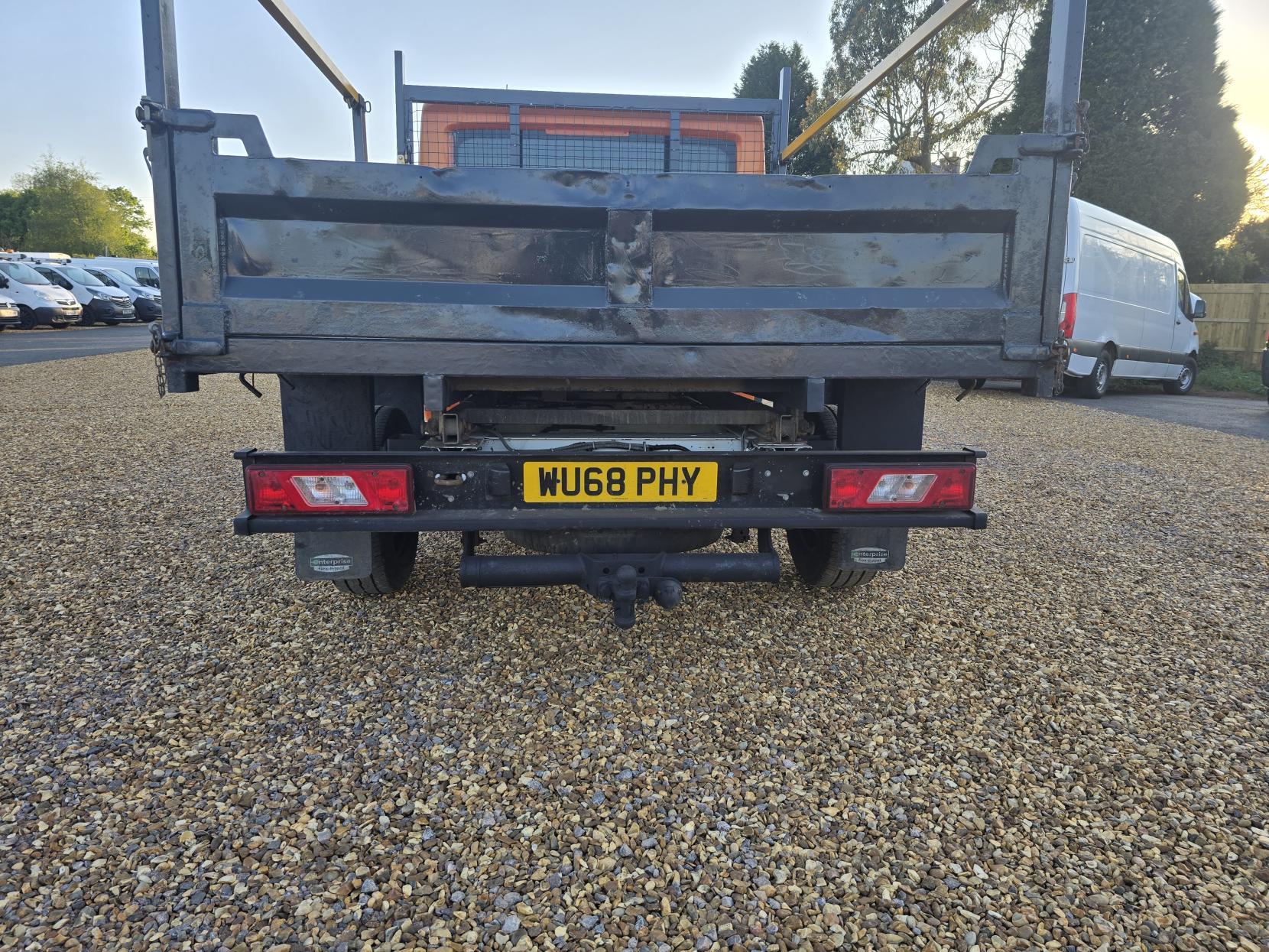 Ford Transit 2.0 350 EcoBlue Chassis Double Cab 4dr Diesel Manual RWD L3 H1 Euro 6 (DRW) (130 ps)