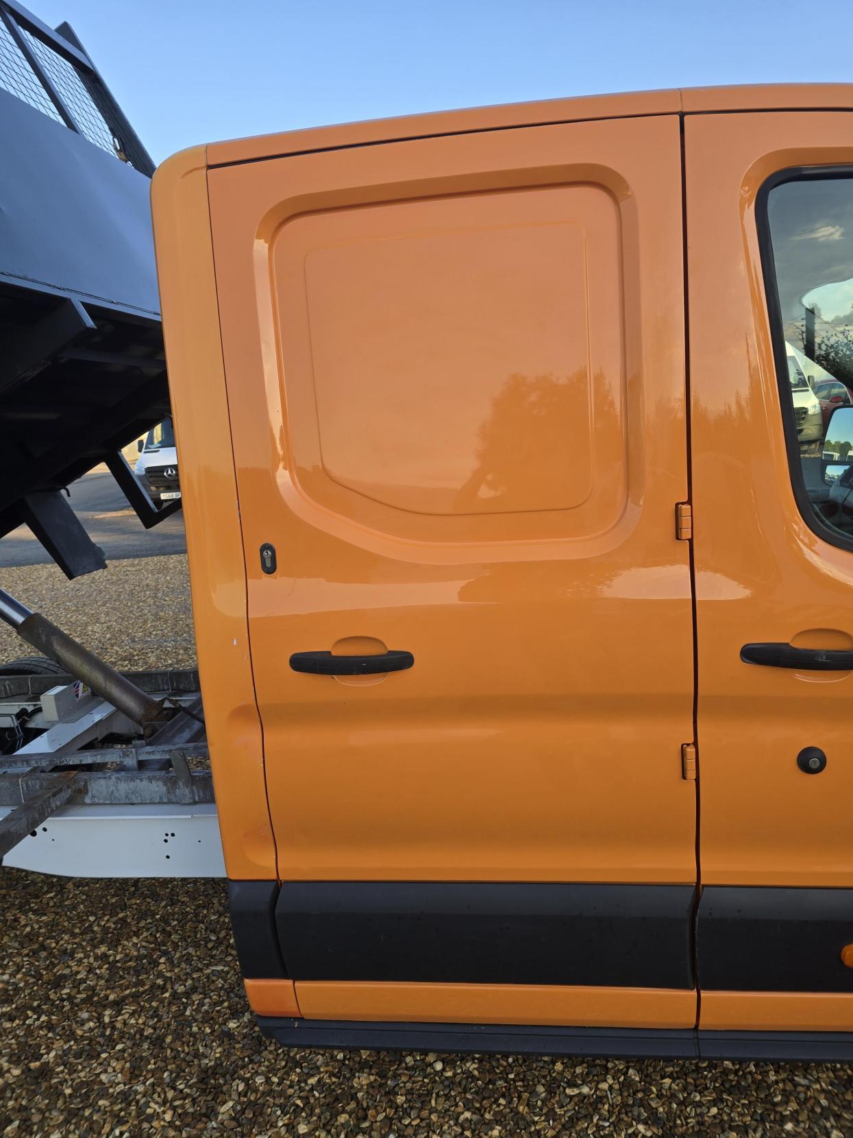 Ford Transit 2.0 350 EcoBlue Chassis Double Cab 4dr Diesel Manual RWD L3 H1 Euro 6 (DRW) (130 ps)