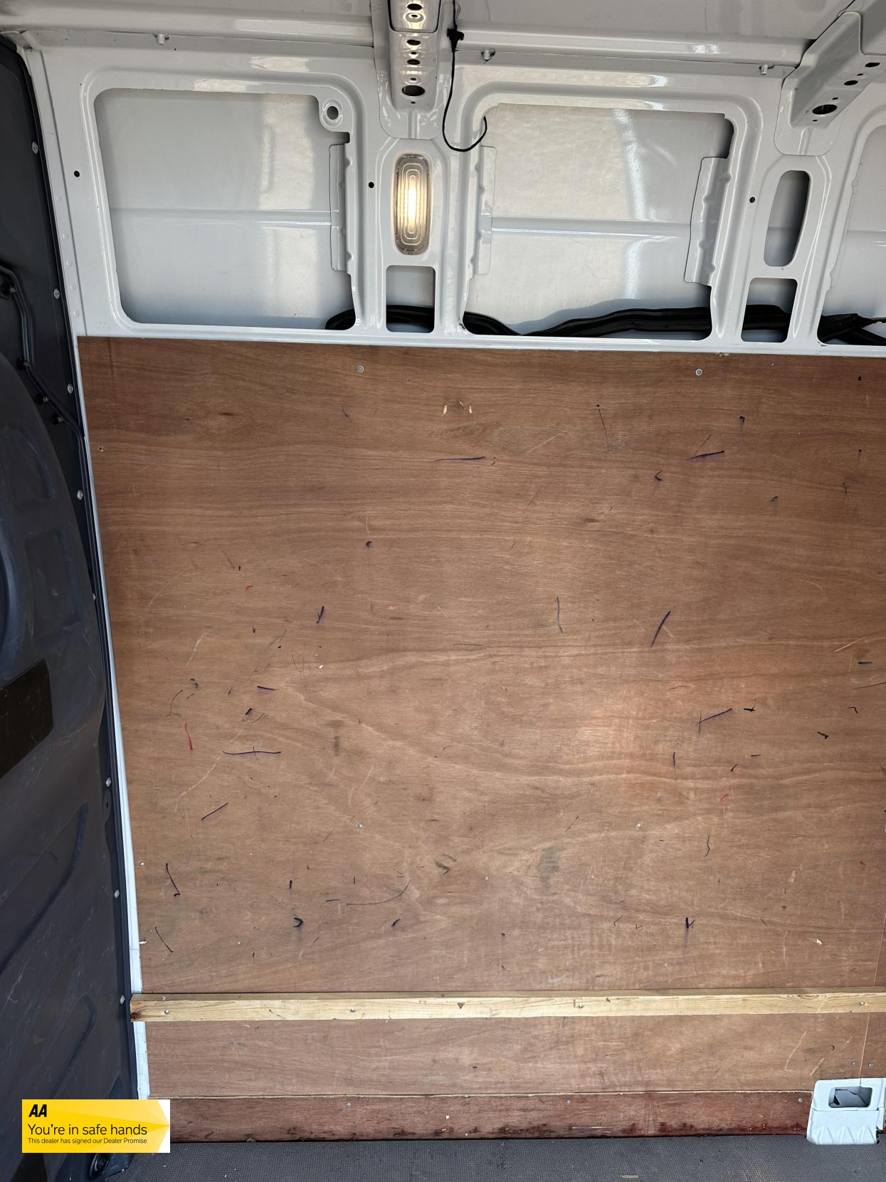 Mercedes-Benz Sprinter 2.1 311 CDI Panel Van 5dr Diesel Manual RWD L3 H2 Euro 6 (114 ps)