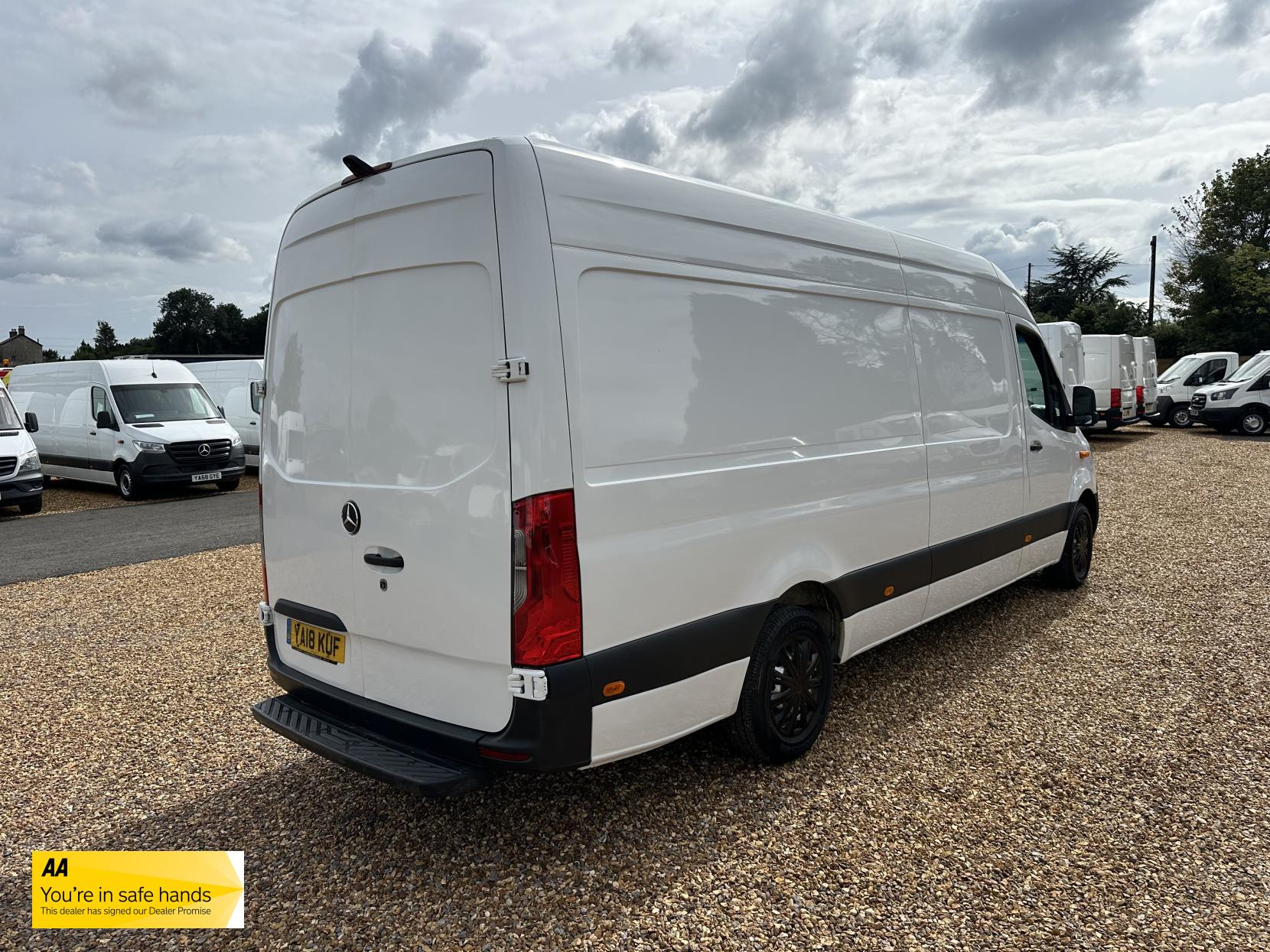 Mercedes-Benz Sprinter 2.1 311 CDI Panel Van 5dr Diesel Manual RWD L3 H2 Euro 6 (114 ps)