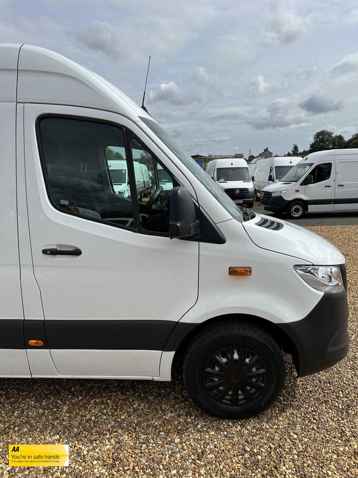 Mercedes-Benz Sprinter 2.1 311 CDI Panel Van 5dr Diesel Manual RWD L3 H2 Euro 6 (114 ps)