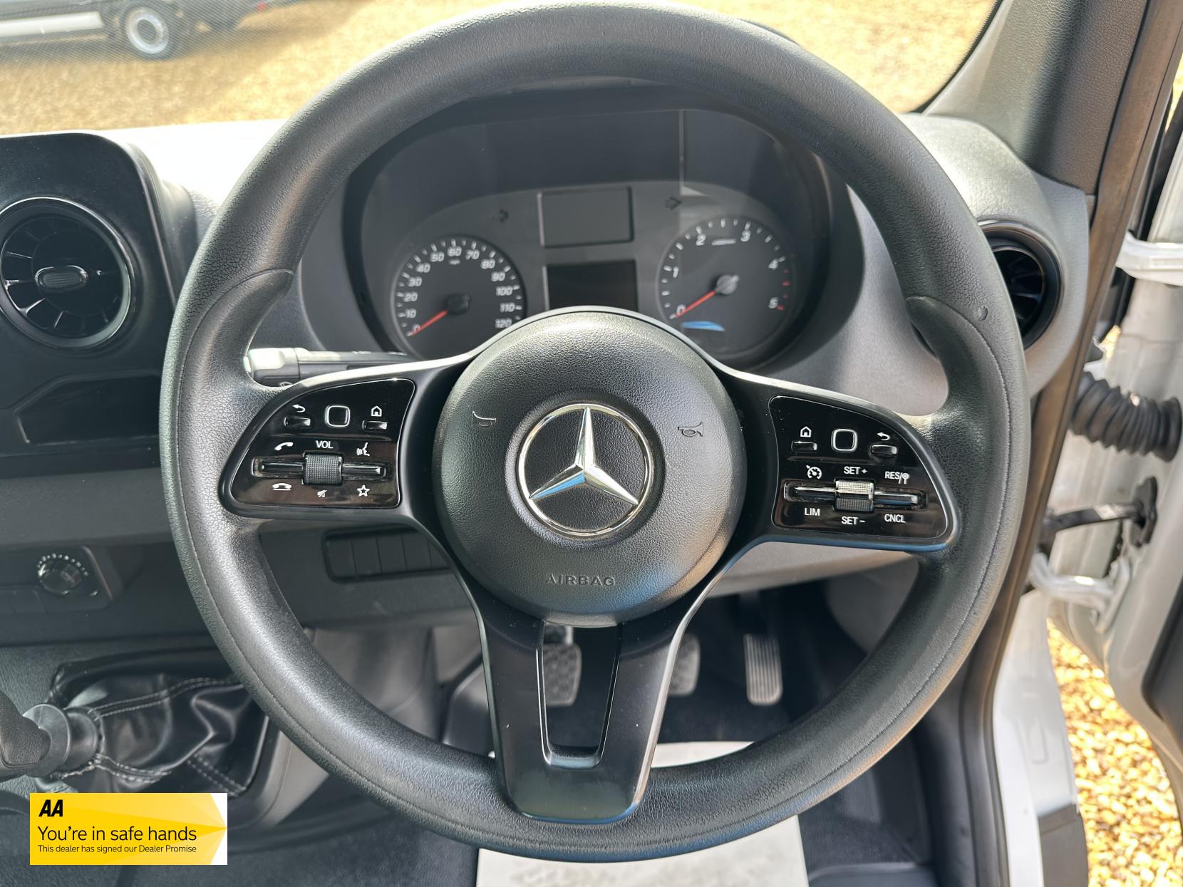 Mercedes-Benz Sprinter 2.1 311 CDI Panel Van 5dr Diesel Manual RWD L3 H2 Euro 6 (114 ps)