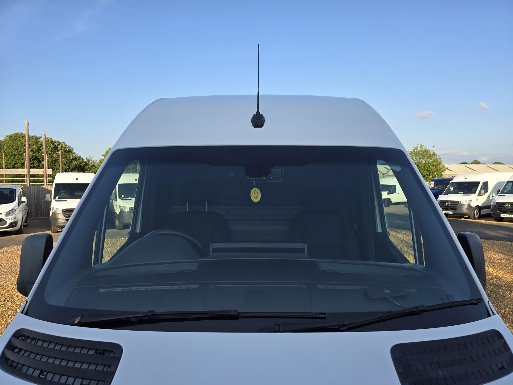 Mercedes-Benz Sprinter 2.1 311 CDI Panel Van 5dr Diesel Manual RWD L3 H2 Euro 6 (114 ps)