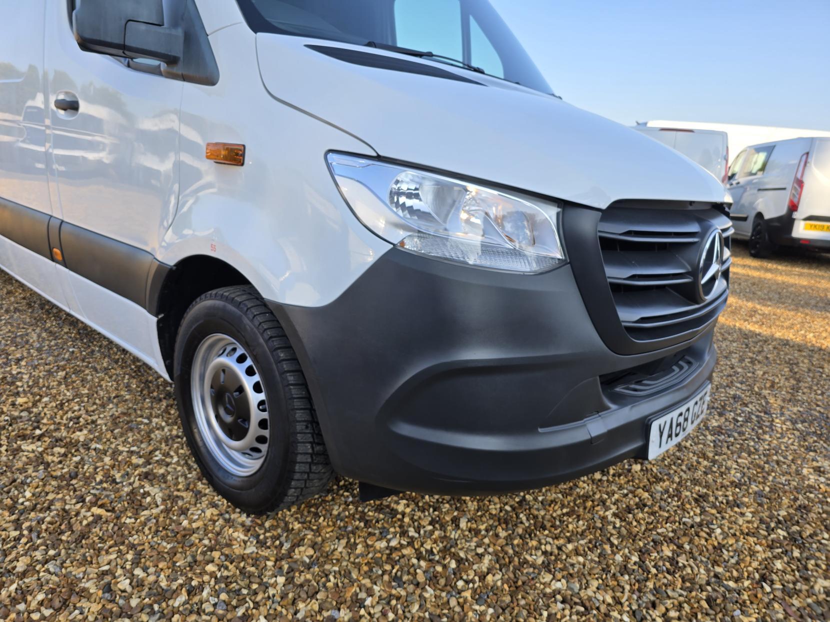 Mercedes-Benz Sprinter 2.1 311 CDI Panel Van 5dr Diesel Manual RWD L3 H2 Euro 6 (114 ps)
