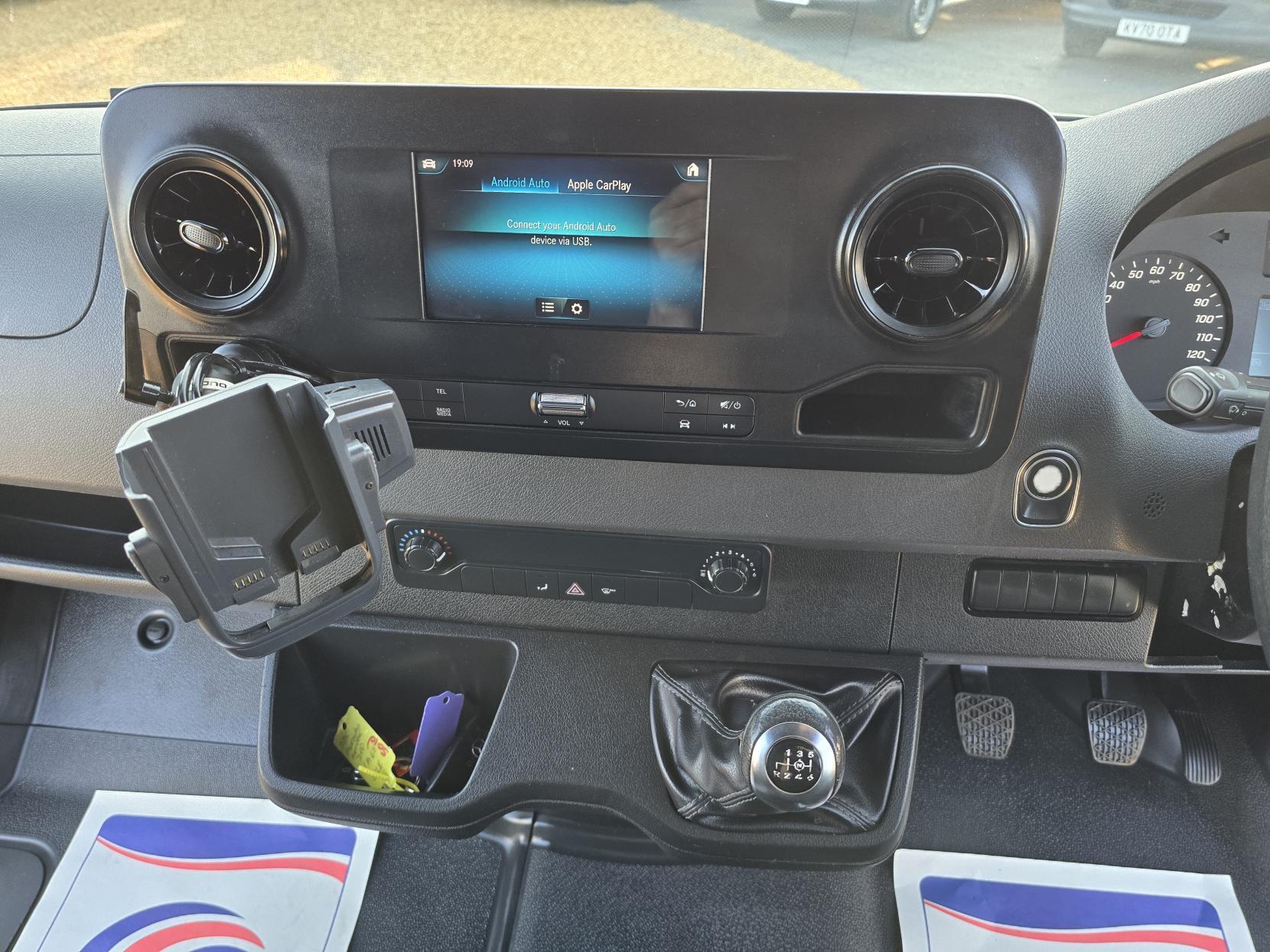 Mercedes-Benz Sprinter 2.1 311 CDI Panel Van 5dr Diesel Manual RWD L3 H2 Euro 6 (114 ps)