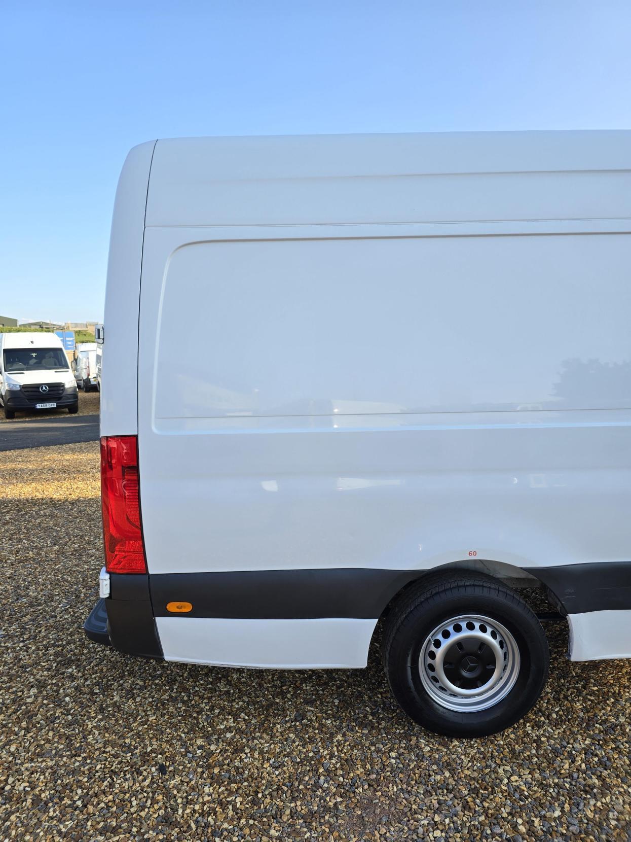 Mercedes-Benz Sprinter 2.1 311 CDI Panel Van 5dr Diesel Manual RWD L3 H2 Euro 6 (114 ps)
