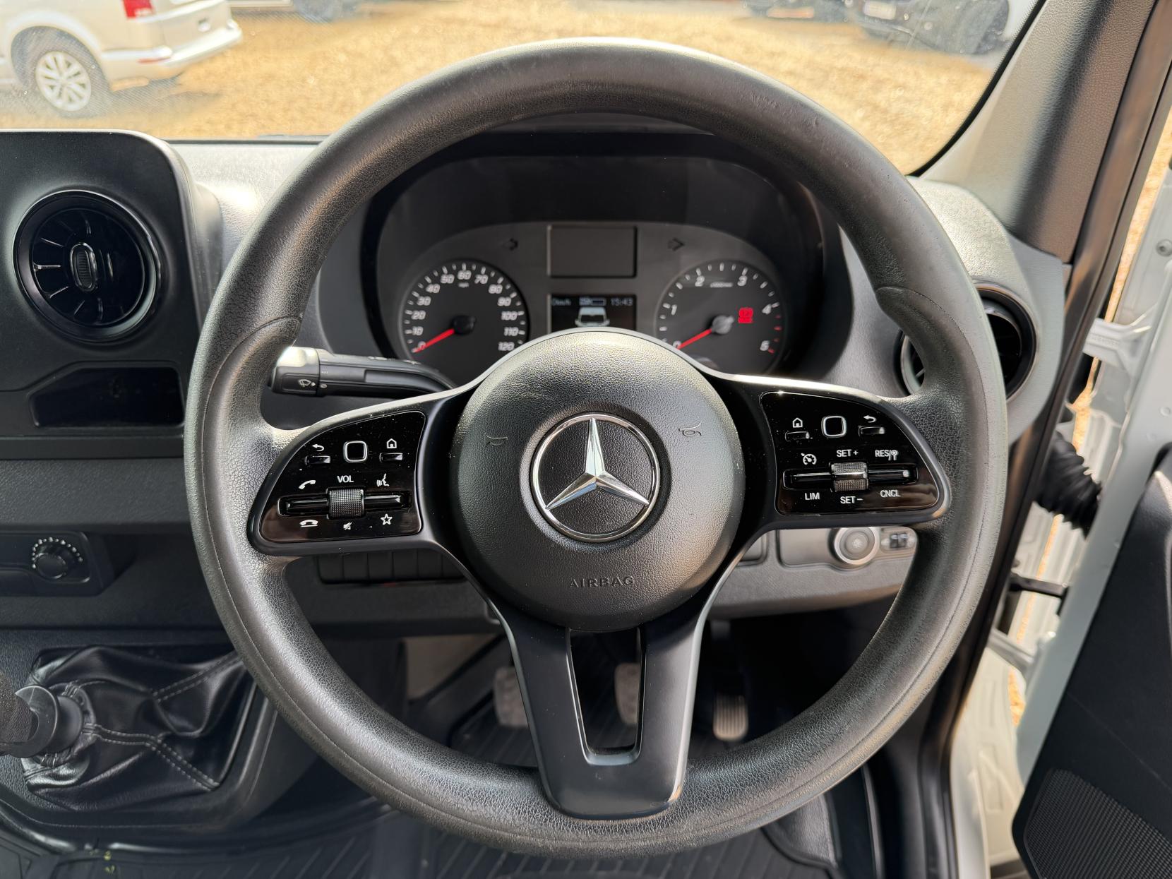 2020 Mercedes-Benz Sprinter 2.1 314 CDI Panel Van 5dr Diesel Manual RWD L3 H2 Euro 6 (143 ps) - Thumbnail 37