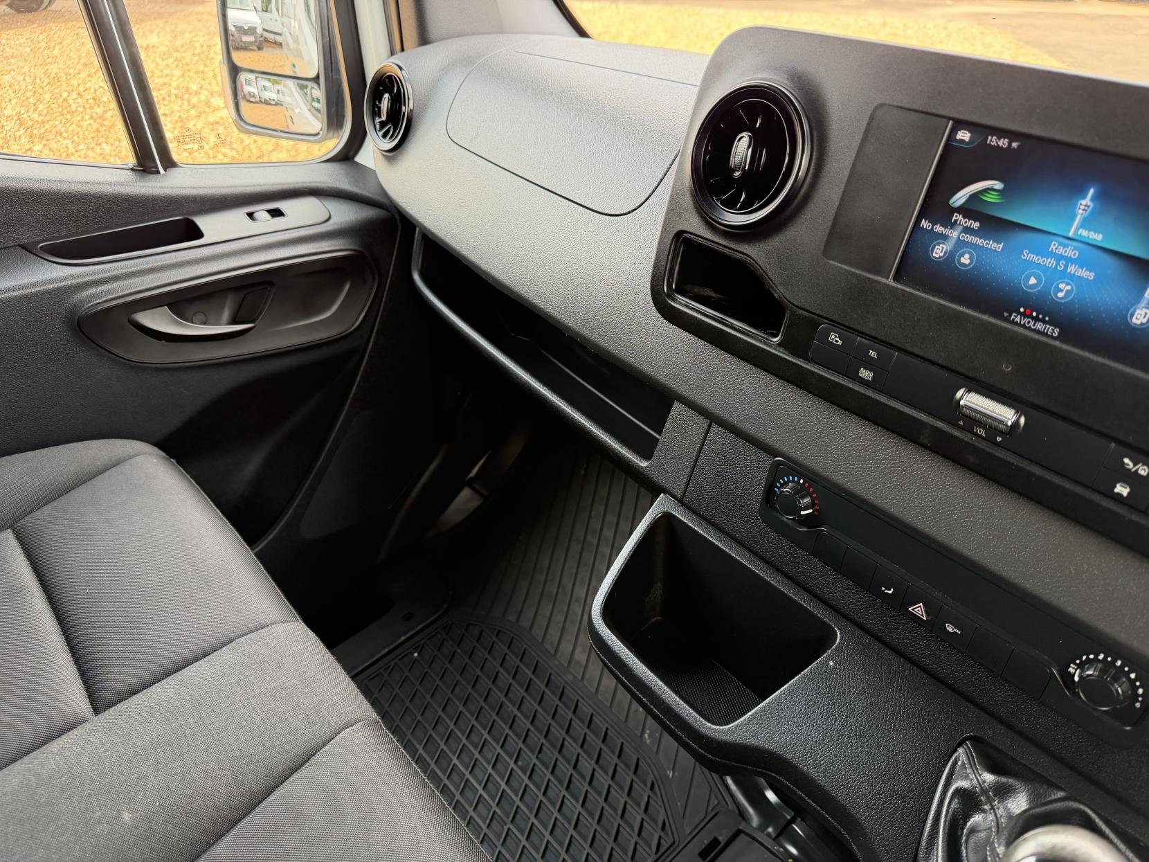 2020 Mercedes-Benz Sprinter 2.1 314 CDI Panel Van 5dr Diesel Manual RWD L3 H2 Euro 6 (143 ps) - Thumbnail 46