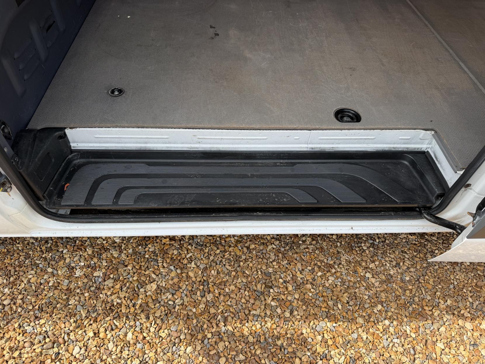 2020 Mercedes-Benz Sprinter 2.1 314 CDI Panel Van 5dr Diesel Manual RWD L3 H2 Euro 6 (143 ps) - Thumbnail 25