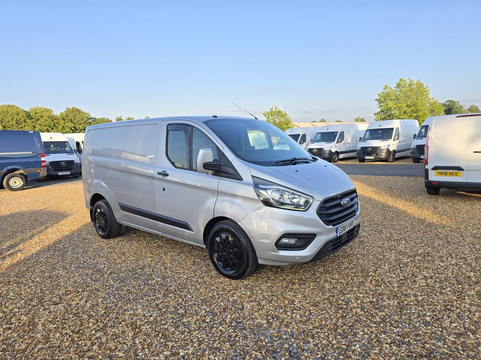 Ford Transit Custom 2.0 340 EcoBlue Trend Panel Van 5dr Diesel Auto L1 H2 Euro 6 (s/s) (130 ps)