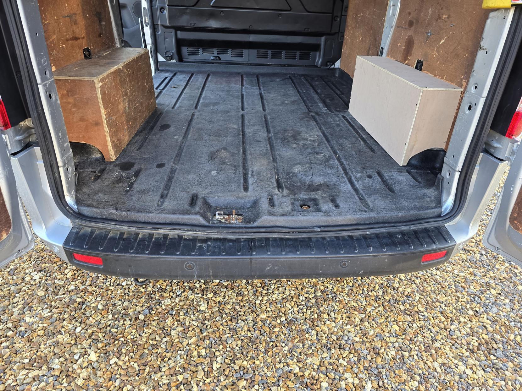Ford Transit Custom 2.0 340 EcoBlue Trend Panel Van 5dr Diesel Auto L1 H2 Euro 6 (s/s) (130 ps)