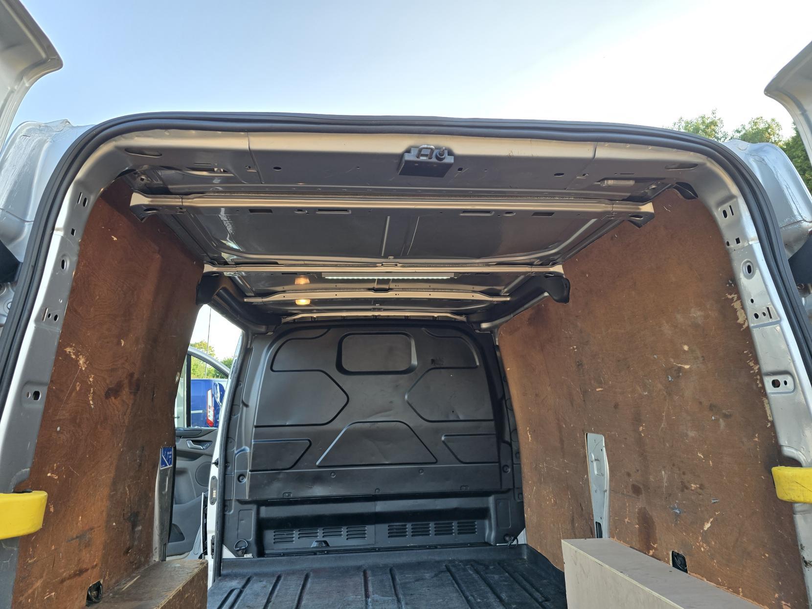 Ford Transit Custom 2.0 340 EcoBlue Trend Panel Van 5dr Diesel Auto L1 H2 Euro 6 (s/s) (130 ps)