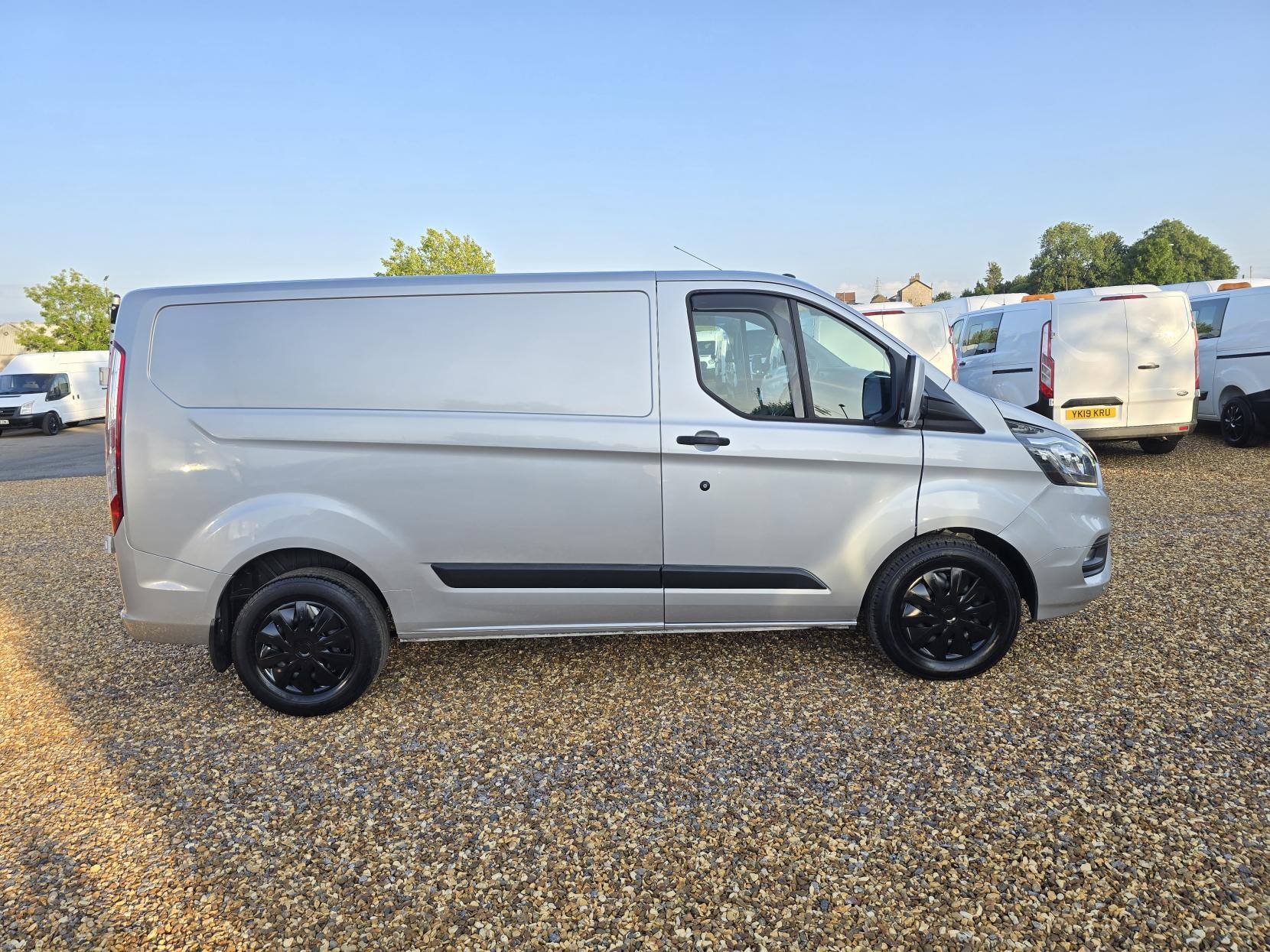 Ford Transit Custom 2.0 340 EcoBlue Trend Panel Van 5dr Diesel Auto L1 H2 Euro 6 (s/s) (130 ps)