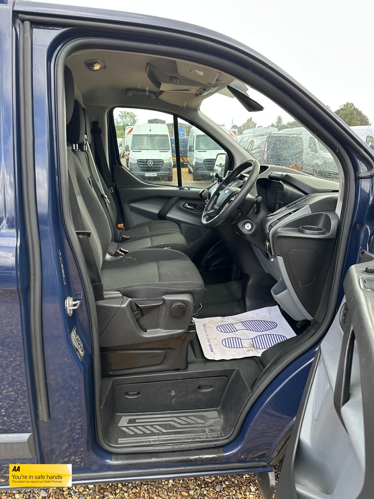 Ford Transit Custom 2.2 TDCi 330 Trend Panel Van 5dr Diesel Manual L2 H1 (197 g/km, 123 bhp)