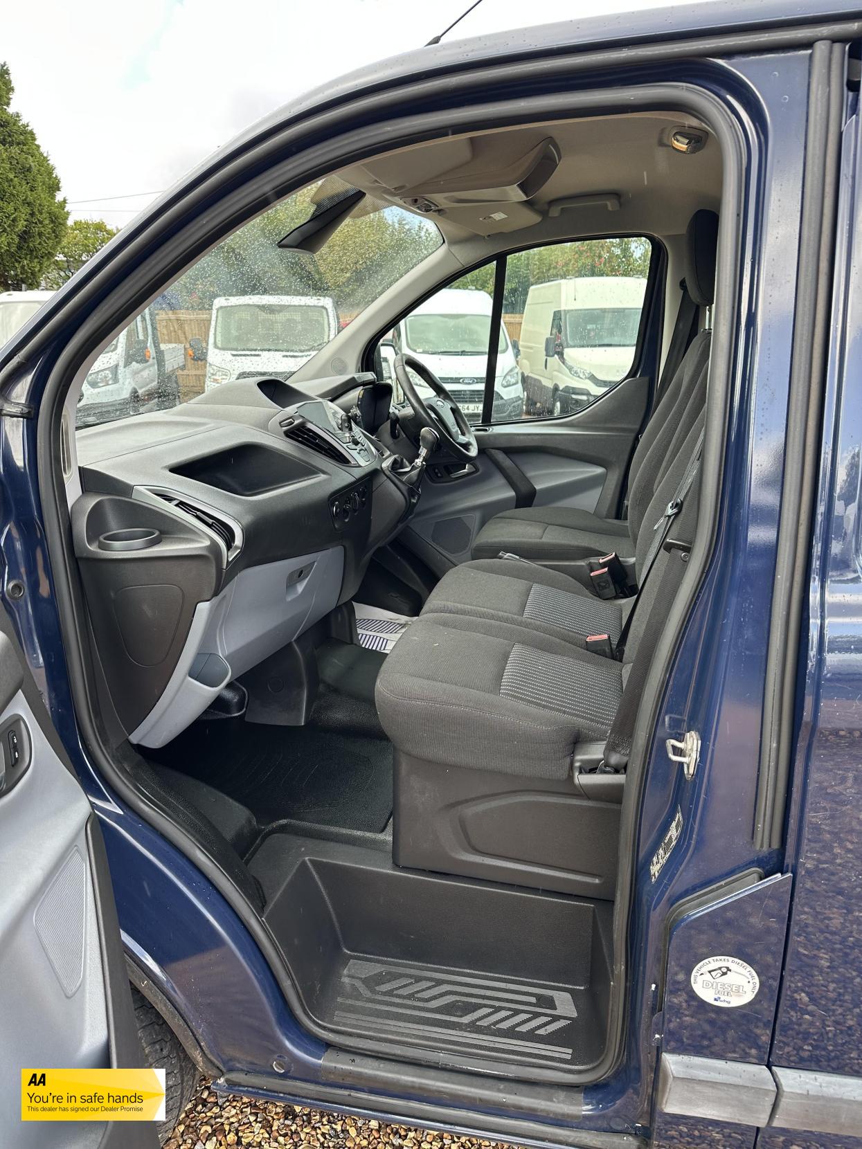 Ford Transit Custom 2.2 TDCi 330 Trend Panel Van 5dr Diesel Manual L2 H1 (197 g/km, 123 bhp)