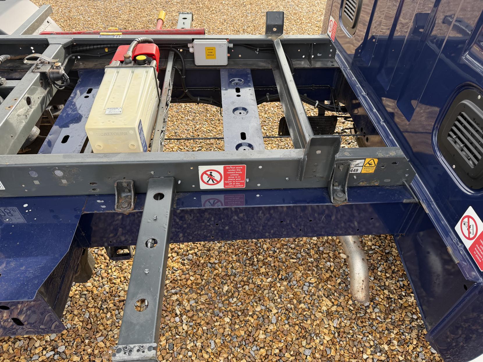 Renault Master 2.3 dCi 35 Business Tipper Double Cab 4dr Diesel Manual RWD LWB Euro 6 (TRW) (130 ps)