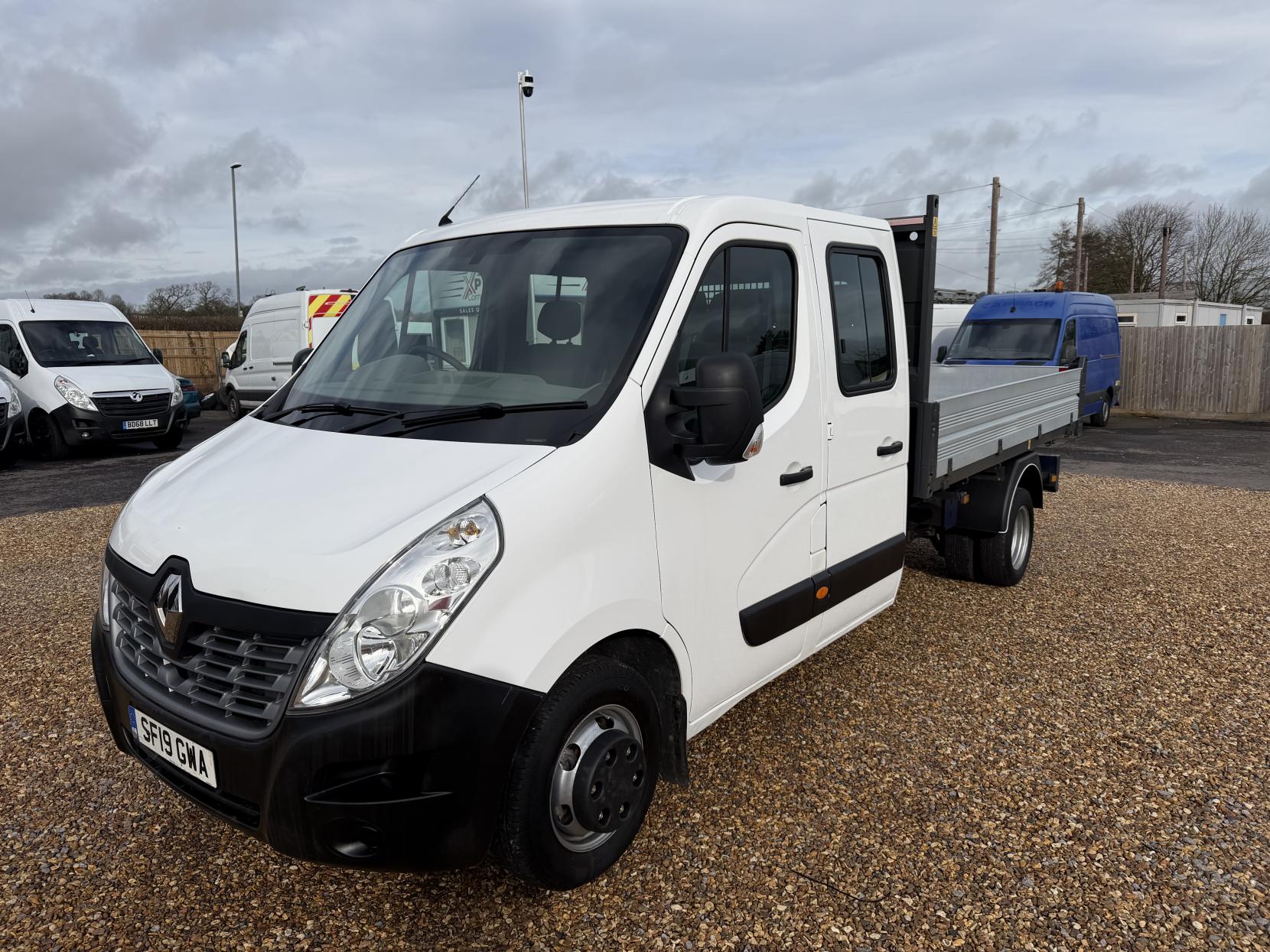 Renault Master 2.3 dCi 35 Business Tipper Double Cab 4dr Diesel Manual RWD LWB Euro 6 (TRW) (130 ps)