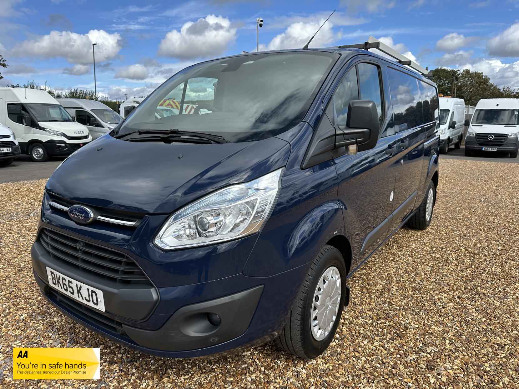 Ford Transit Custom 2.2 TDCi 330 Trend Panel Van 5dr Diesel Manual L2 H1 (197 g/km, 123 bhp)