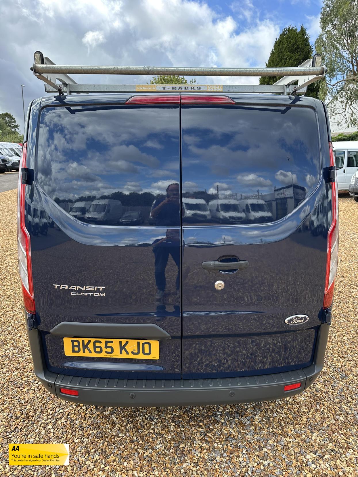 Ford Transit Custom 2.2 TDCi 330 Trend Panel Van 5dr Diesel Manual L2 H1 (197 g/km, 123 bhp)